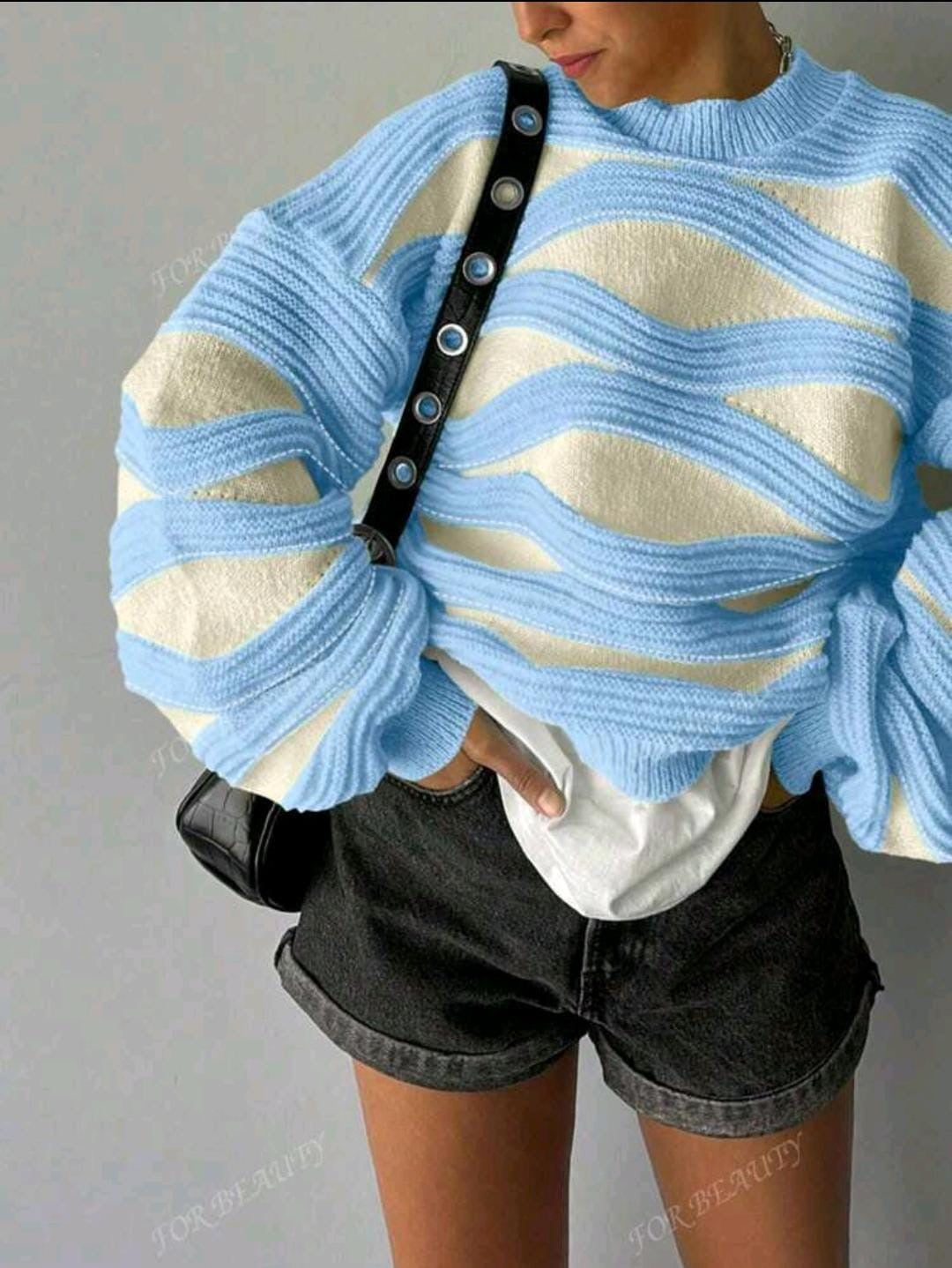 Pull en maille à manches longues avec col rond bleu