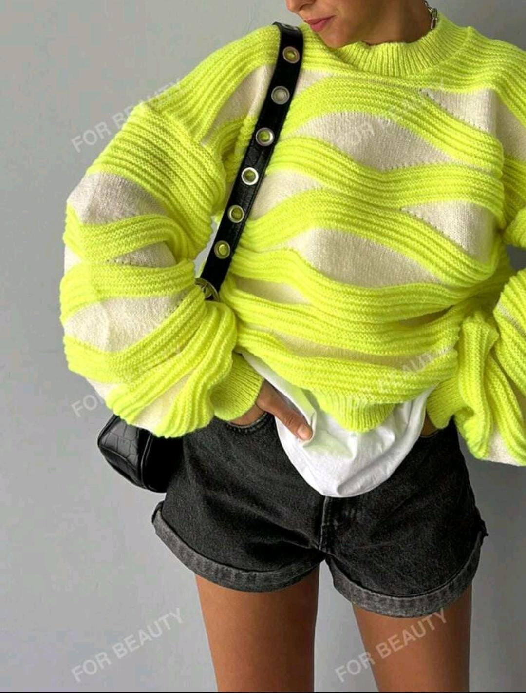 Pull en maille à manches longues avec col rond bleu