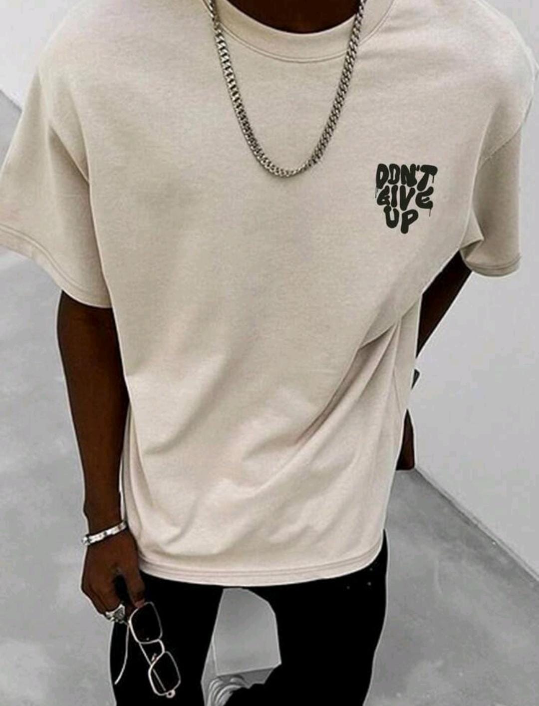 T-Shirt casual à manches courtes col rond avec imprimé lettrage pour hommes