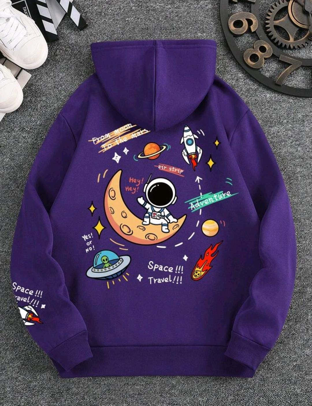 Sweat-shirt À Capuche Imprimé Avec Le Motif De Vaisseau Spatial Et D'alien Pour Hommes