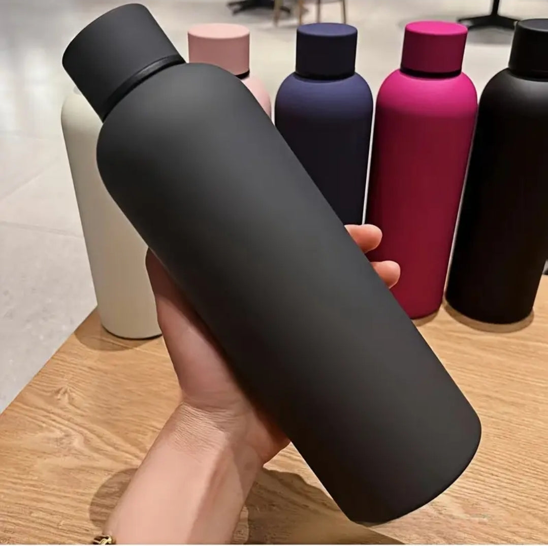Gourde isotherme en acier inoxydable 304 avec finition peinture caoutchoutée - Étanche, résistante et facile à nettoyer pour le sport