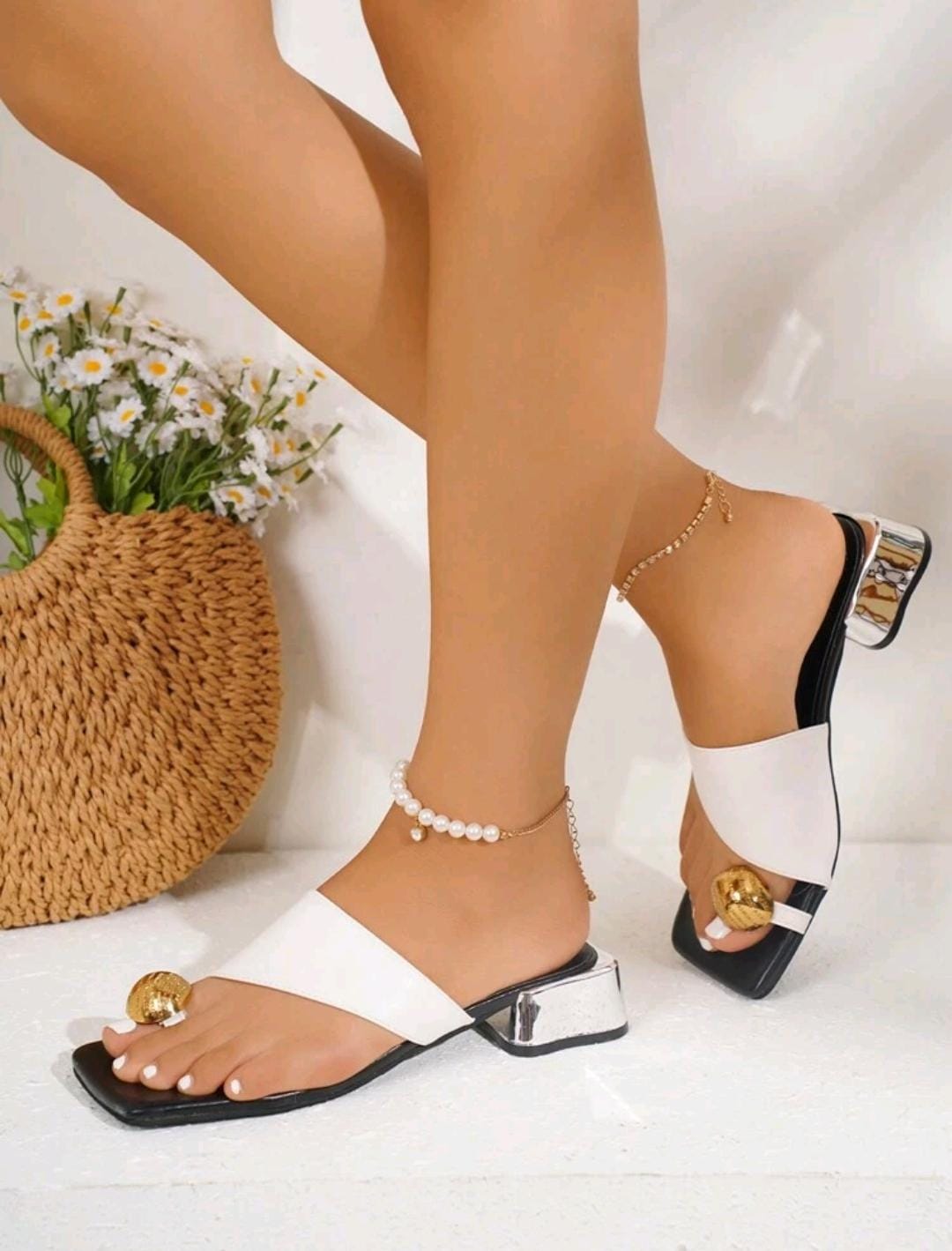 Mules à talon épais style français élégant avec boucle métallique