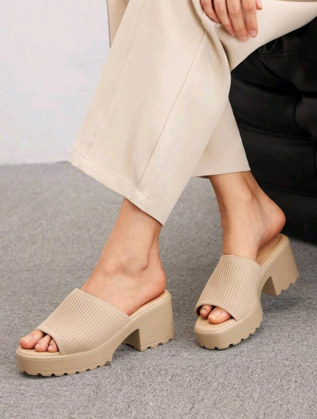 CUCCOO BASICS Mules à talons hauts en tissu rouge vin pour femmes