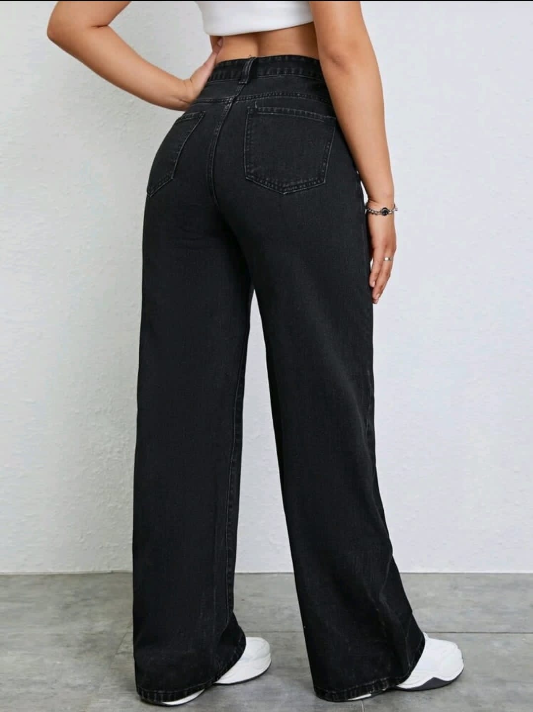 Jeans en denim délavé à taille haute ample et évasé, style décontracté