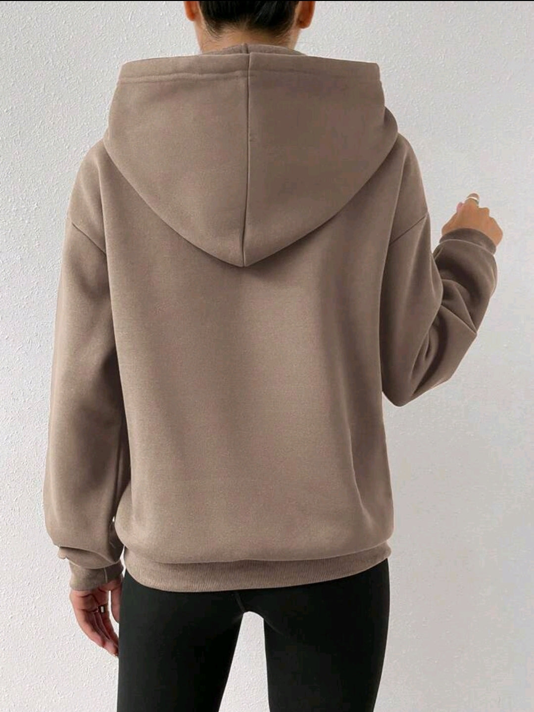 Flirla Sweat-shirt à capuche ample à cordon avec slogan "Femmes Surréfléchir", manches longues, hauts à manches longues