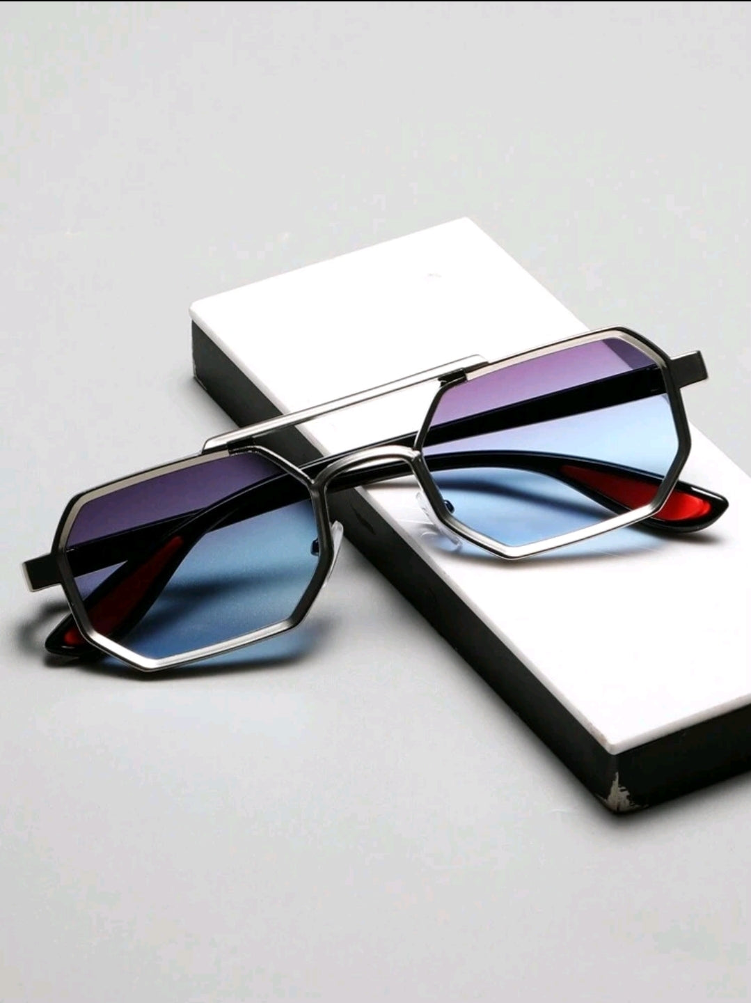 1 paire de lunettes de mode à monture métallique géométrique unisexe