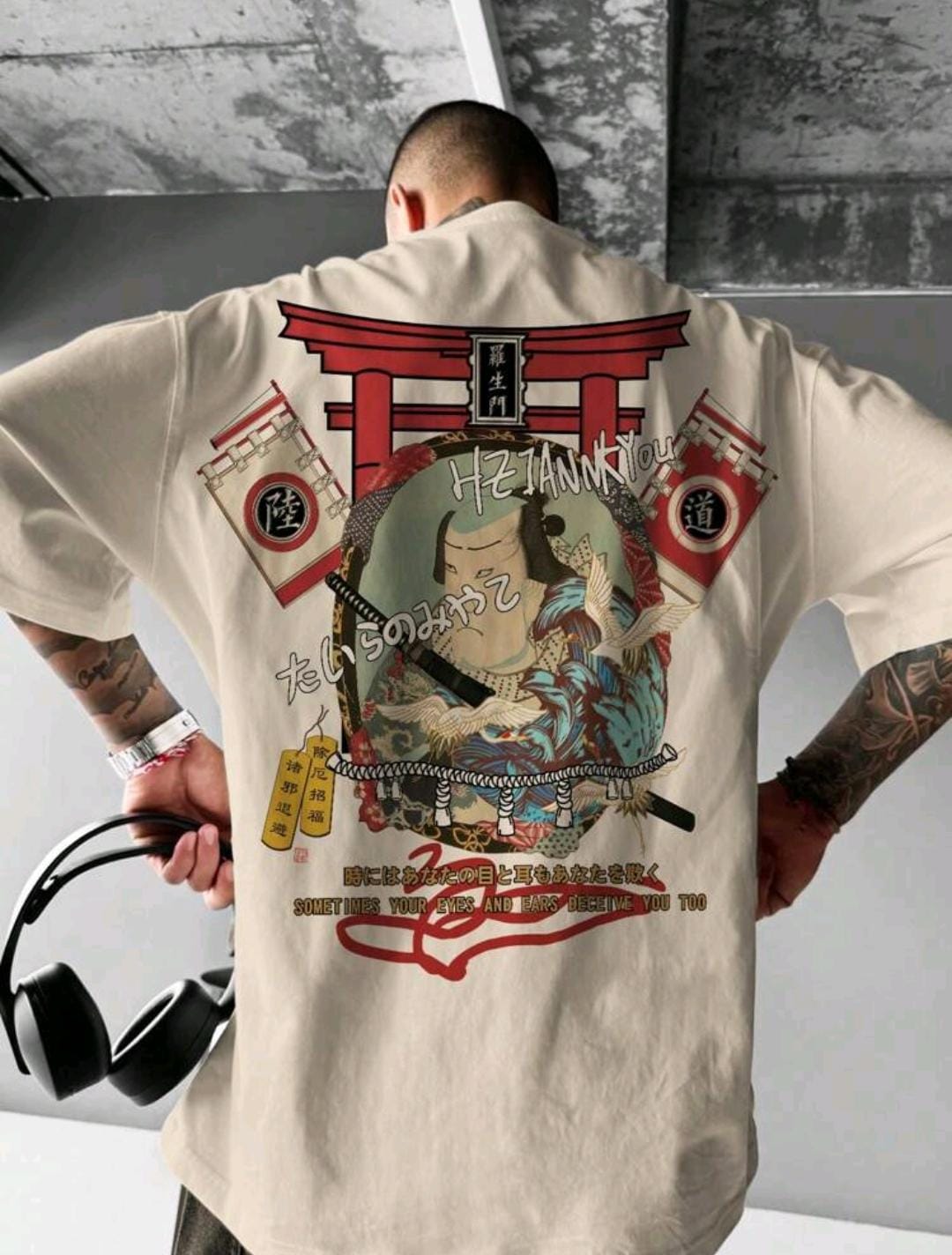 Chapeau de paille mode homme, t-shirt imprimé crâne