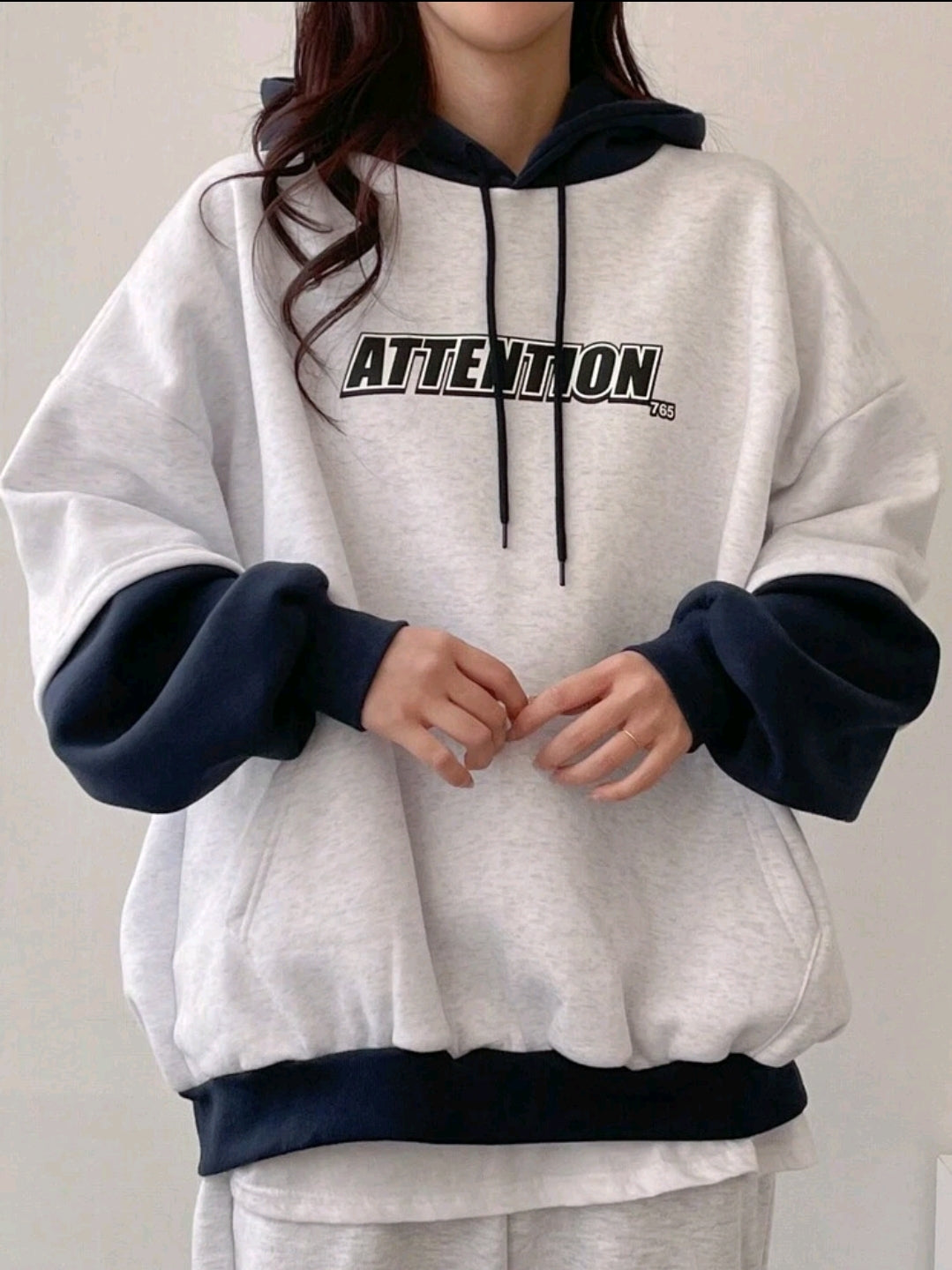 DAZY Sweat-shirt à capuche à imprimé lettres bicolore pour femmes, hauts à manches longues