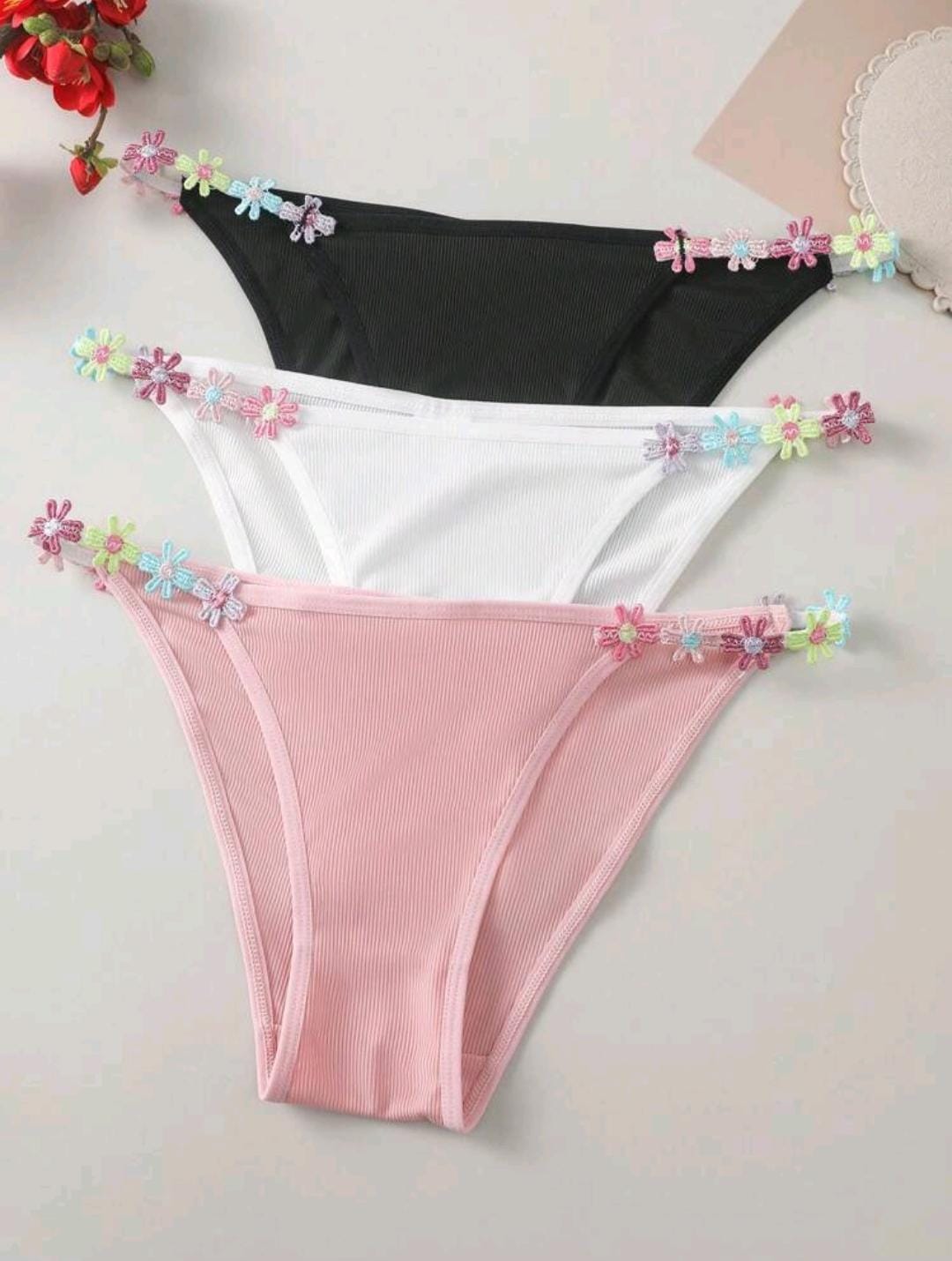 Eraneu 3 pièces/paquet Culottes de mode avec décoration de fleurs appliquées pour femmes