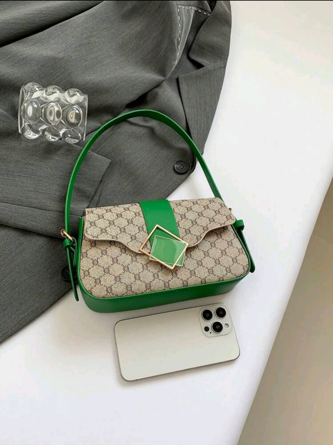 Nouveau sac carré imprimé à la mode rétro 2024, décoration de ceinture matérielle, sac sous les aisselles à ouverture