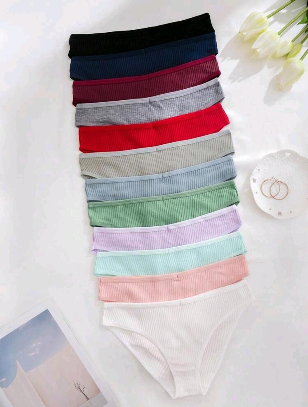 12 pièces Culottes triangulaires sans couture côtelées de couleur unie pour femmes, confortables et respirantes