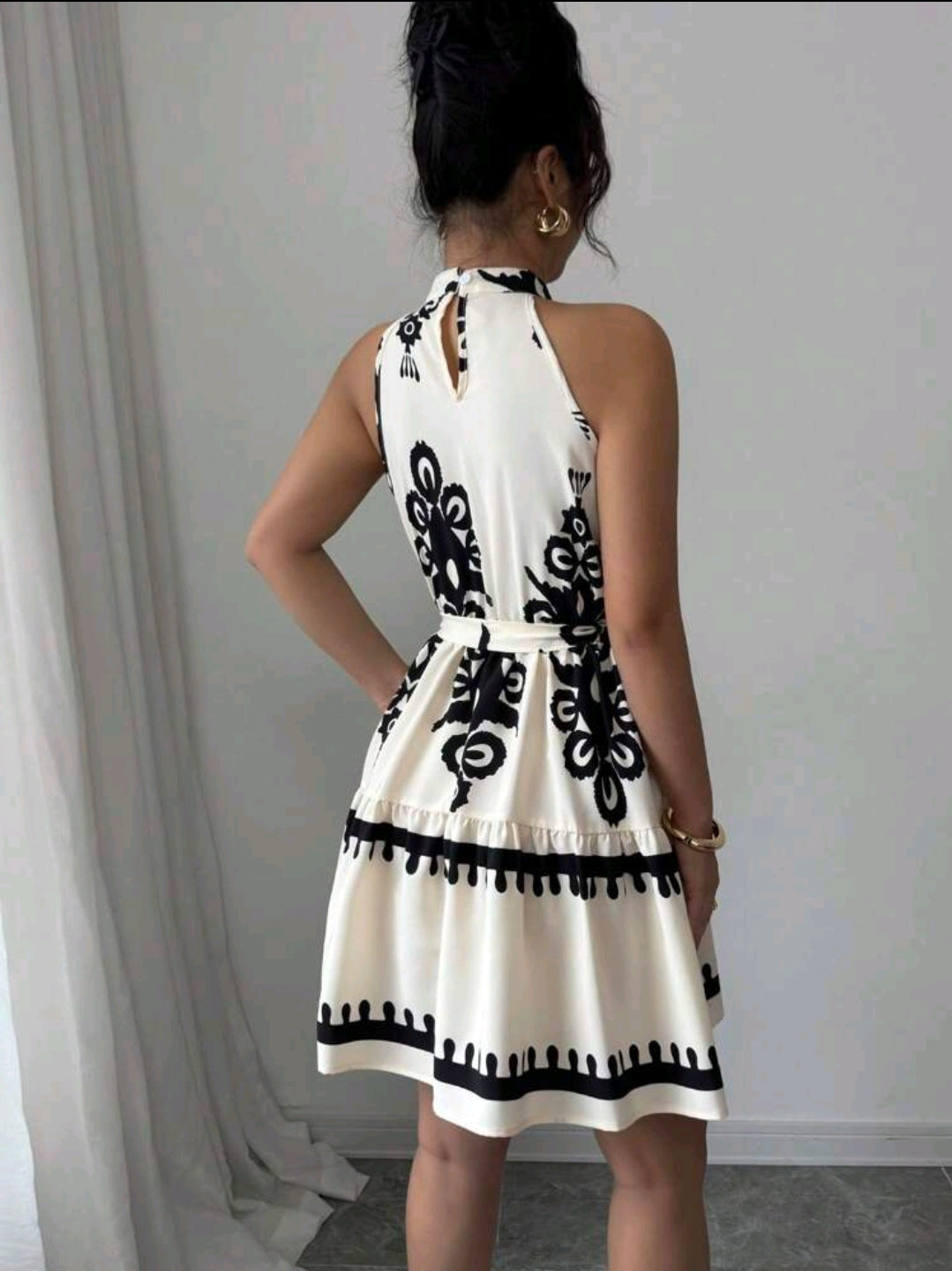 Elenzga Robe décontractée courte à col ras-du-cou avec imprimé floral, idéale pour les vacances
