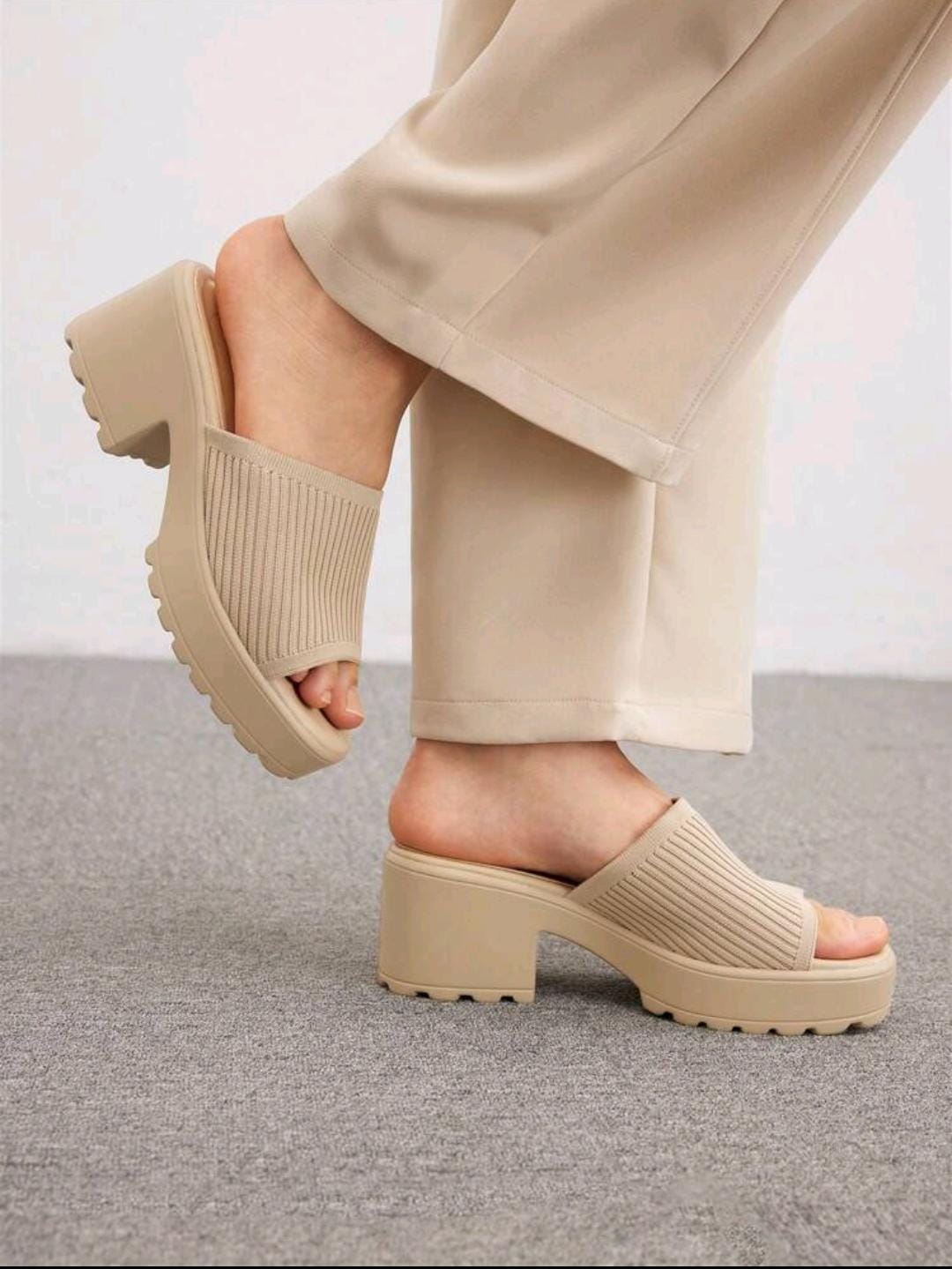 CUCCOO BASICS Mules à talons hauts en tissu rouge vin pour femmes