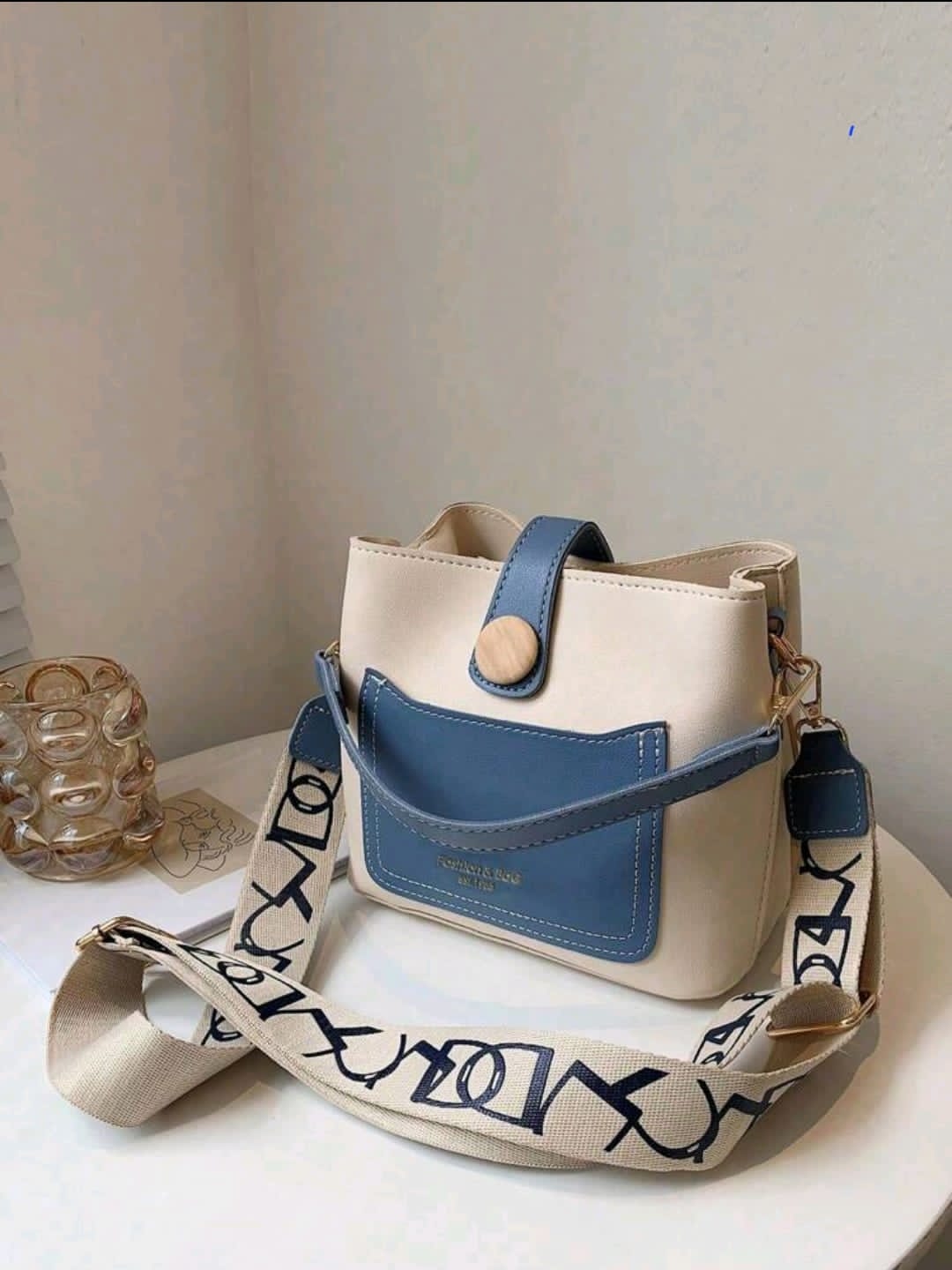 Mini Bicolore En Relief De Lettre Cartable Grande Capacité Décontracté Sac Porté Épaule en PU Zippé