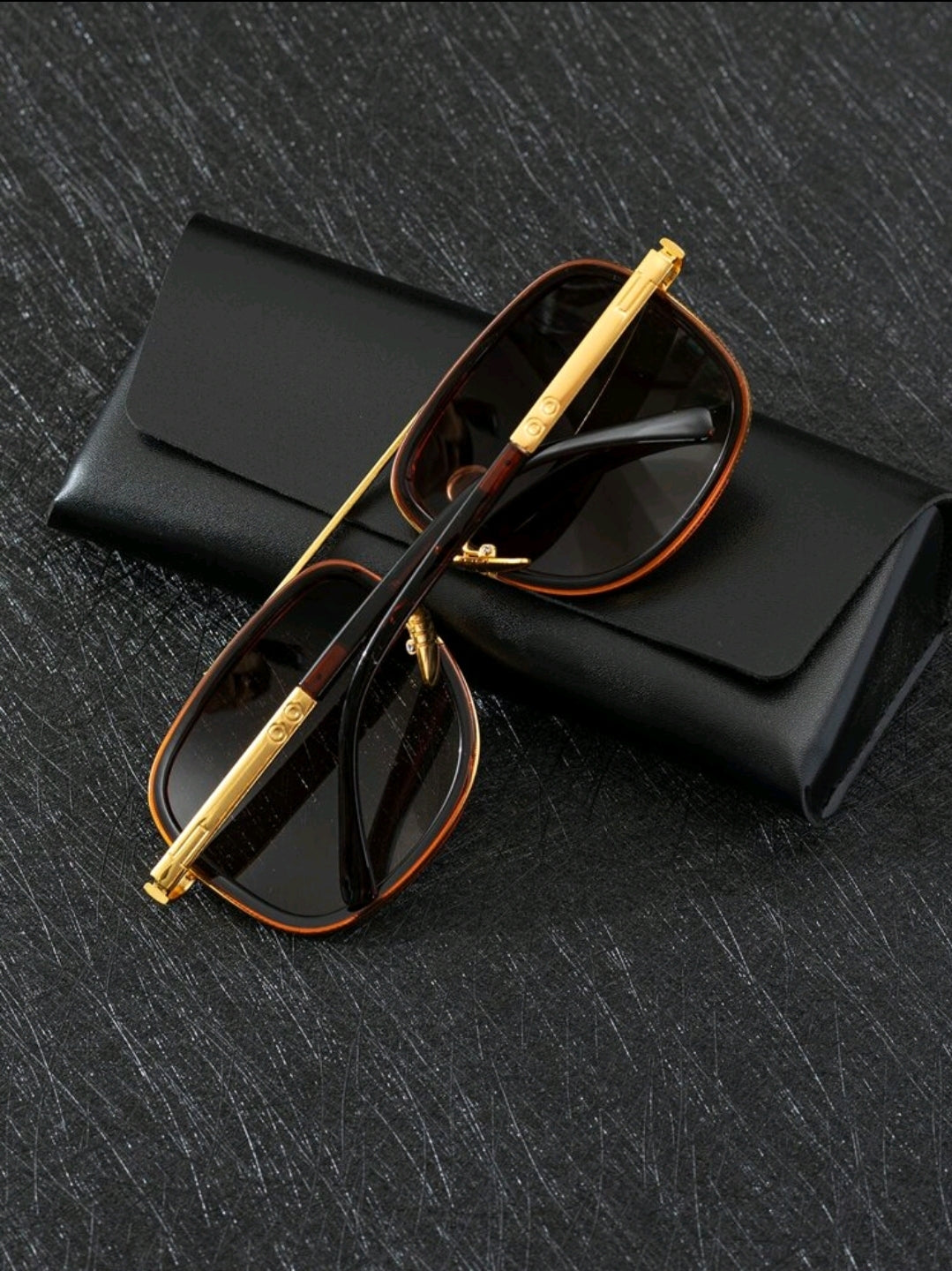 1 pièce Lunettes de soleil carrées classiques vintage pour hommes, accessoires royaux, accessoires de plage, lunettes de soleil