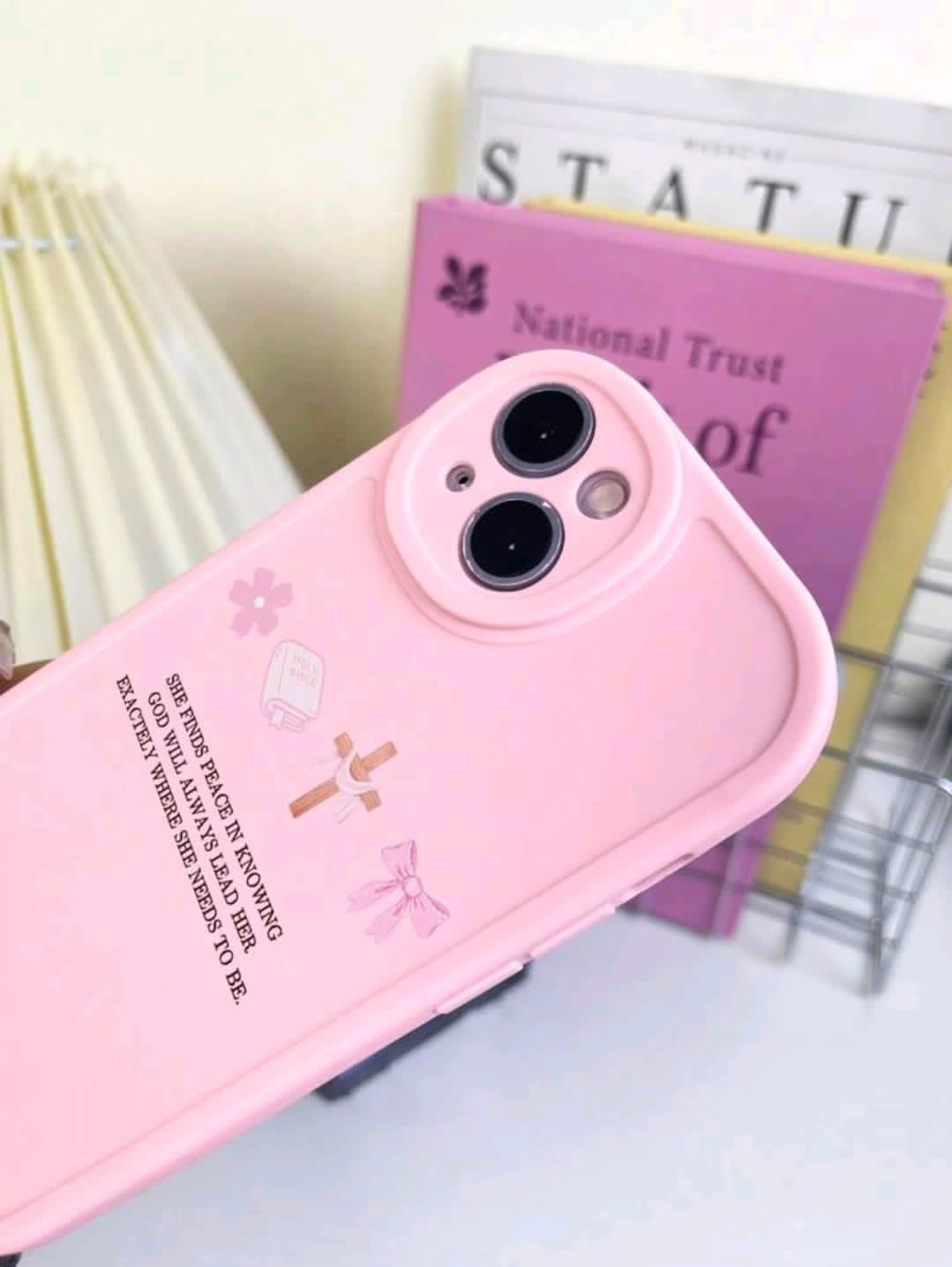 Étui de téléphone imprimé avec croix, verset biblique, slogan; étui de téléphone avec motif de papillon et de fleur; étui de téléphone thème foi chrétienne, protection 360°, antichoc TPU, étuis de téléphone roses, compatible avec iPhone et samsung galaxy