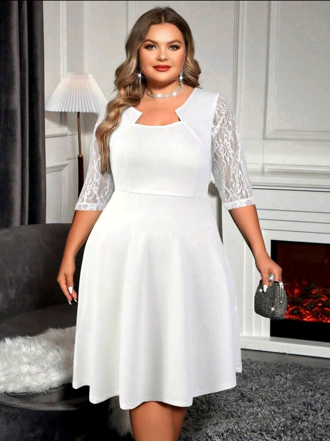 Robe élégante à manches courtes avec dentelle contrastante pour femmes grandes tailles