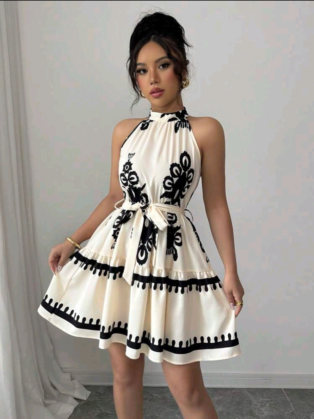 Elenzga Robe décontractée courte à col ras-du-cou avec imprimé floral, idéale pour les vacances