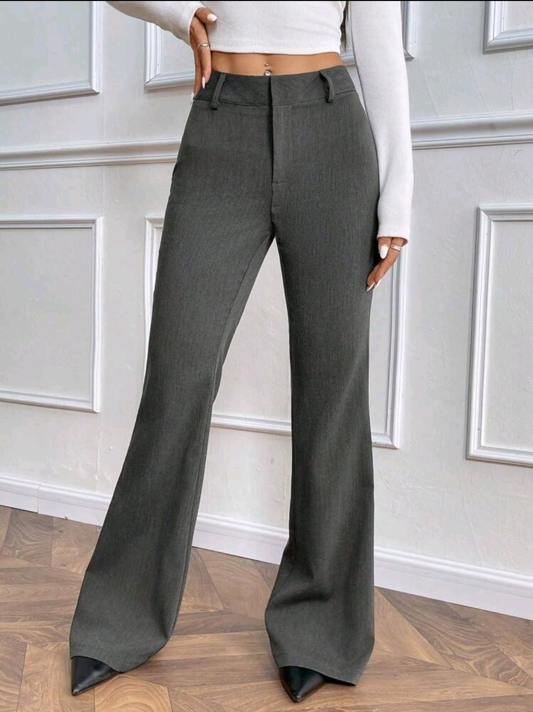 Rafferiza Pantalon évasé à taille basse et ouverture devant pour femmes