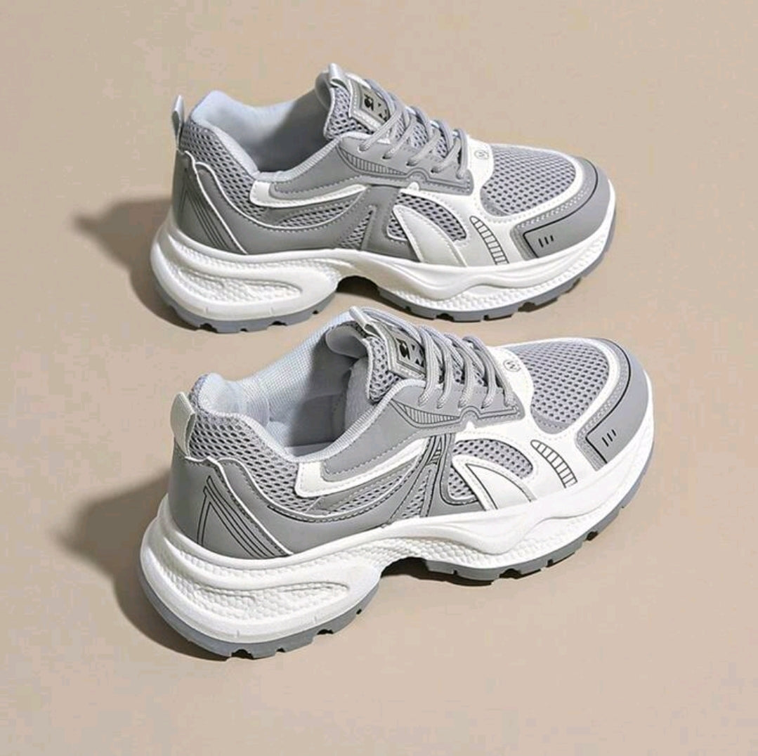 Chaussures de sport à semelle épaisse et plateforme pour femmes