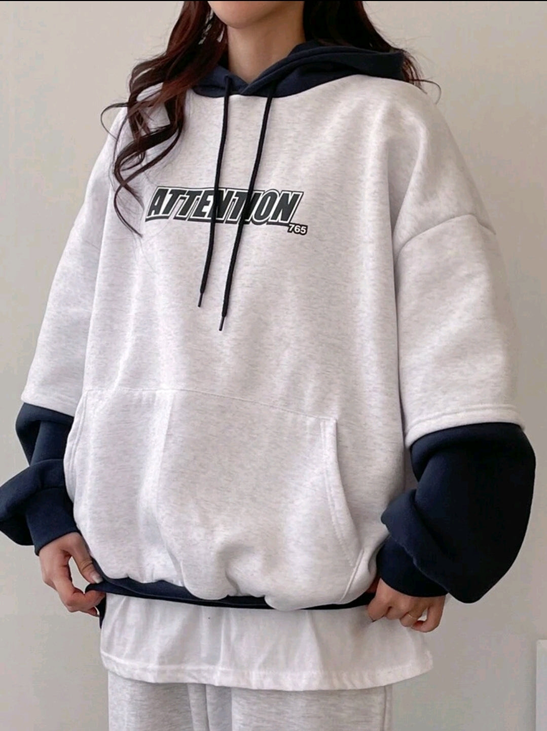 DAZY Sweat-shirt à capuche à imprimé lettres bicolore pour femmes, hauts à manches longues