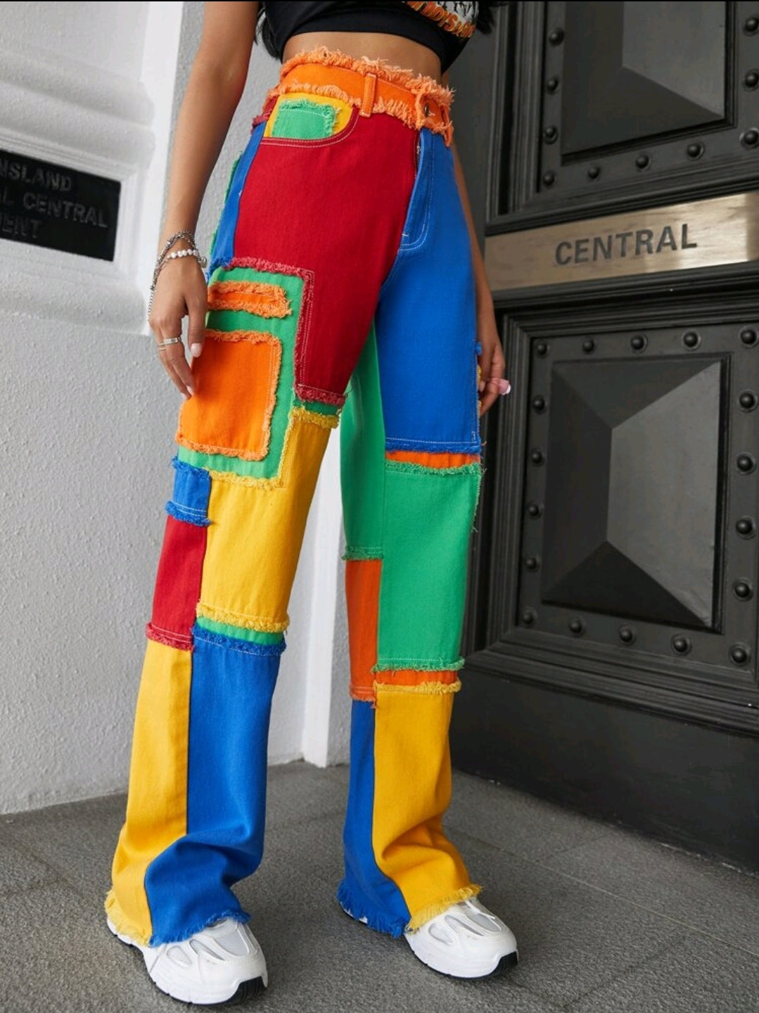 Jean à imprimé patchwork effiloché