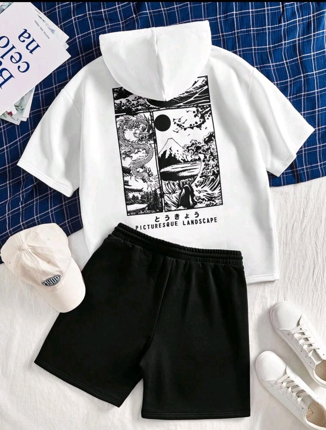 Manfinity EMRG de deux pièces avec un haut à capuche à manches courtes et un short pour les loisirs