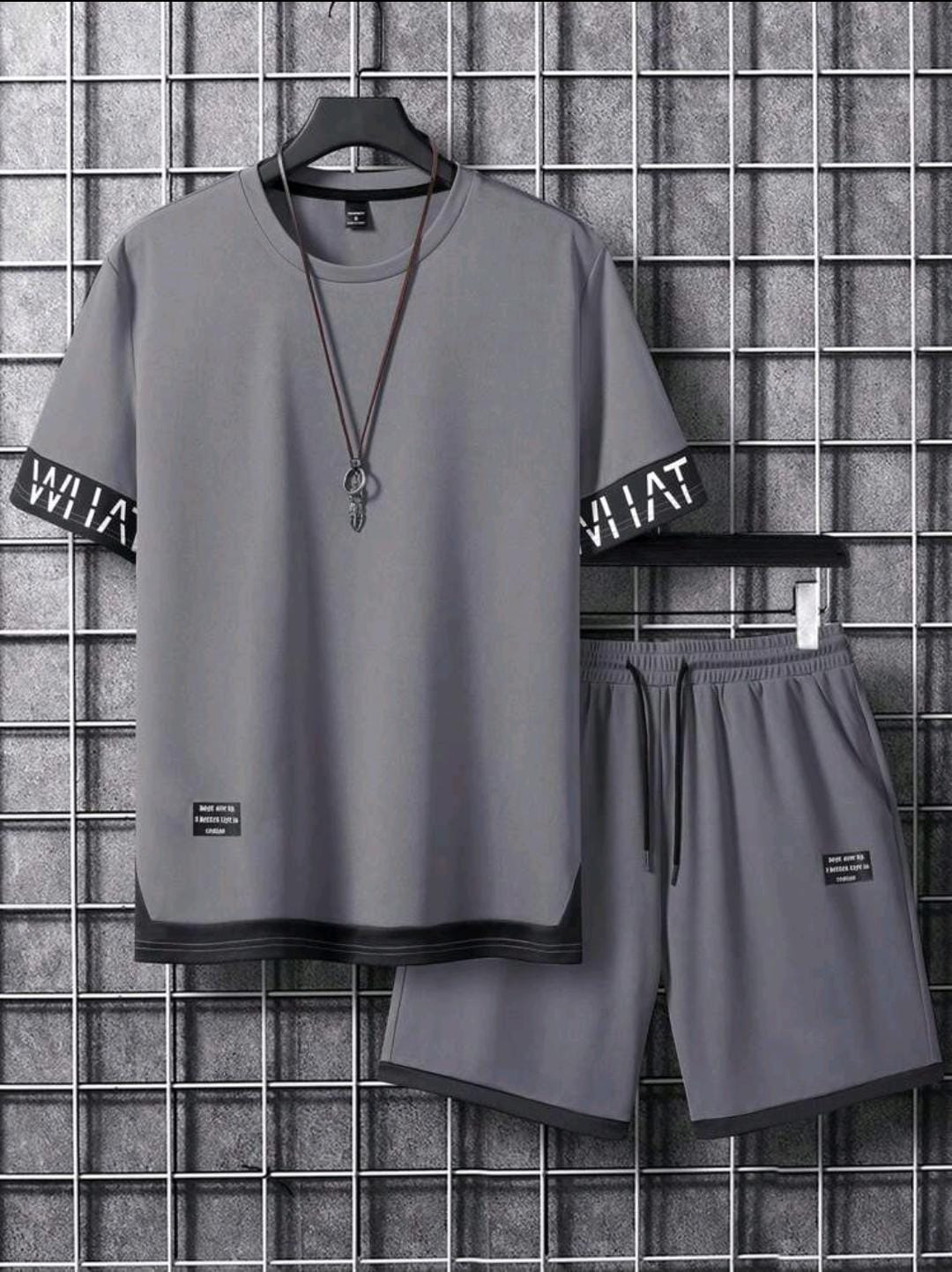 Manfinity Homme 2 pièces/set Top à manches courtes décontracté et shorts, mode minimaliste pour un port quotidien