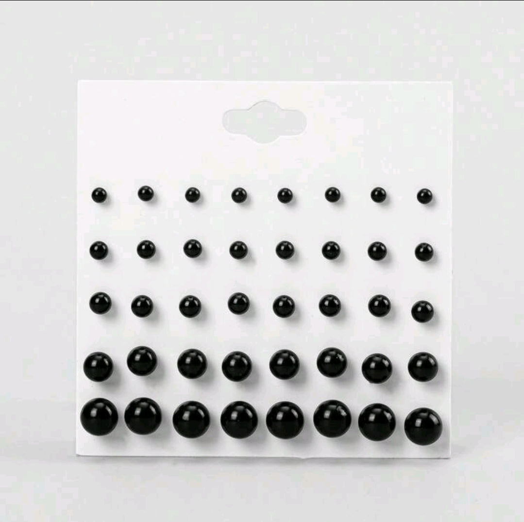 Ensemble de 20 paires de nouvelles boucles d'oreilles à tige en forme de boule noire