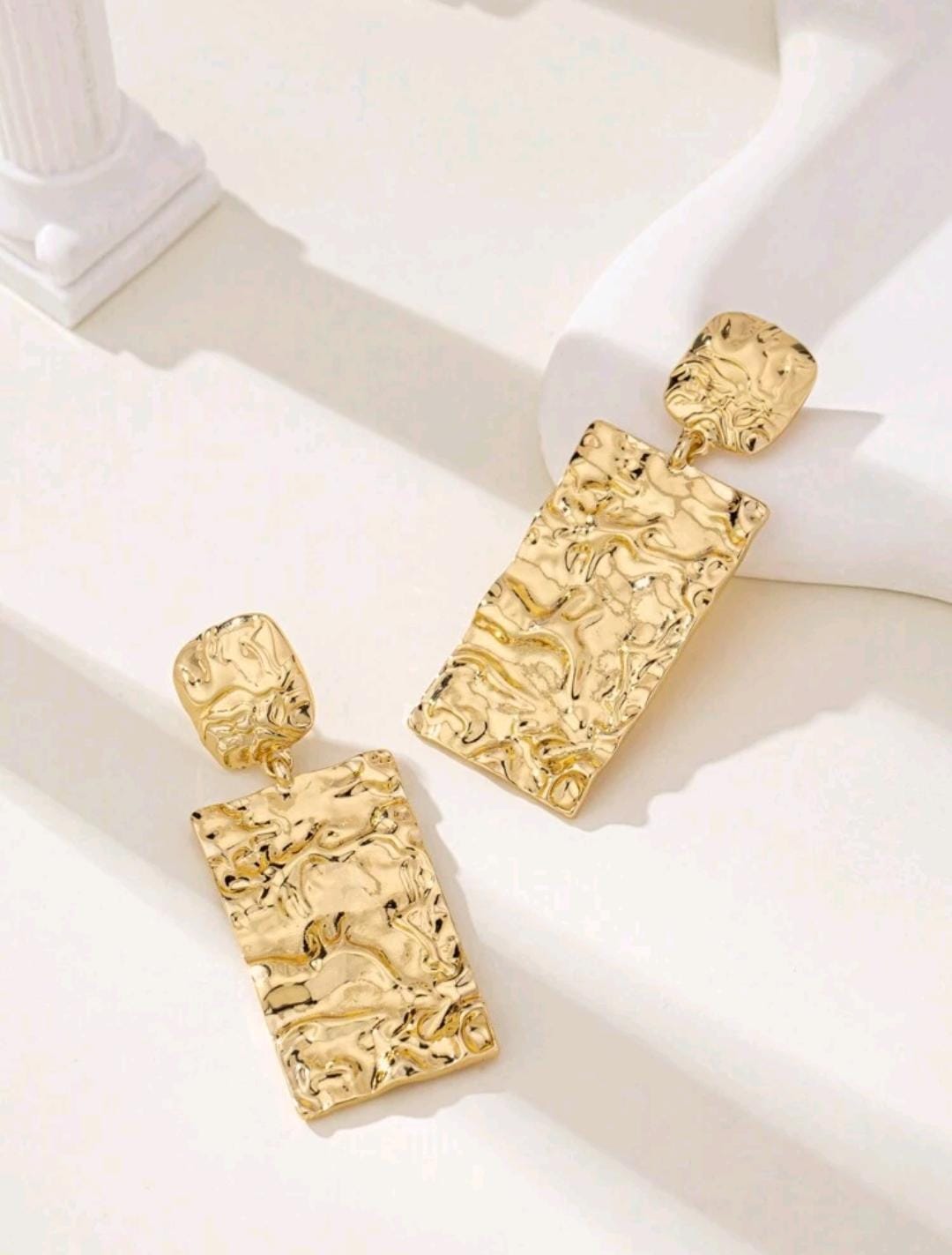 1 paire de boucles d'oreilles vintage longues et plissées avec déclaration géométrique tendance