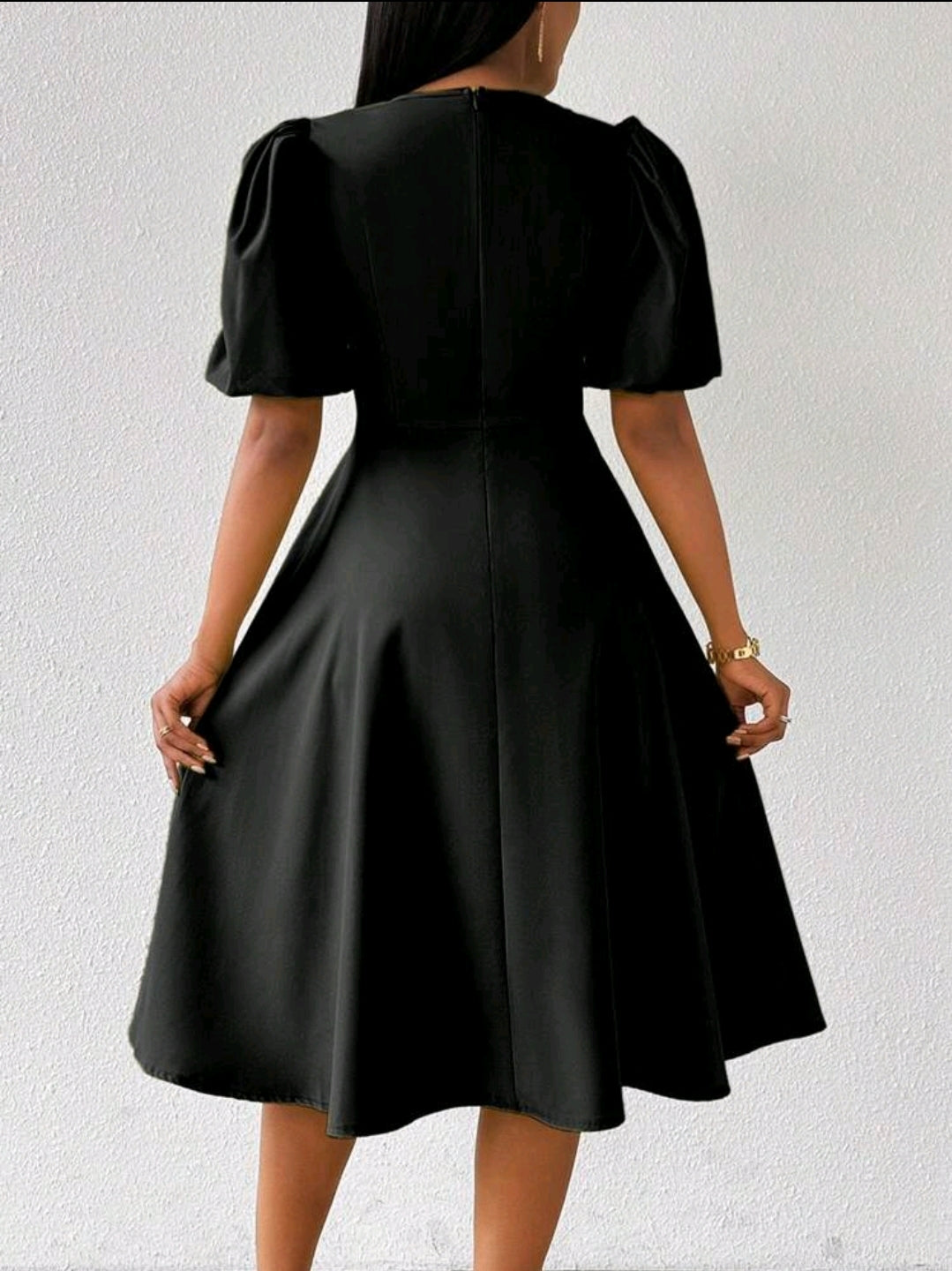 Lyxana Robe verte longue à manches bouffantes et évasée taillée pour femmes, tenue maxi pour femmes au printemps/été