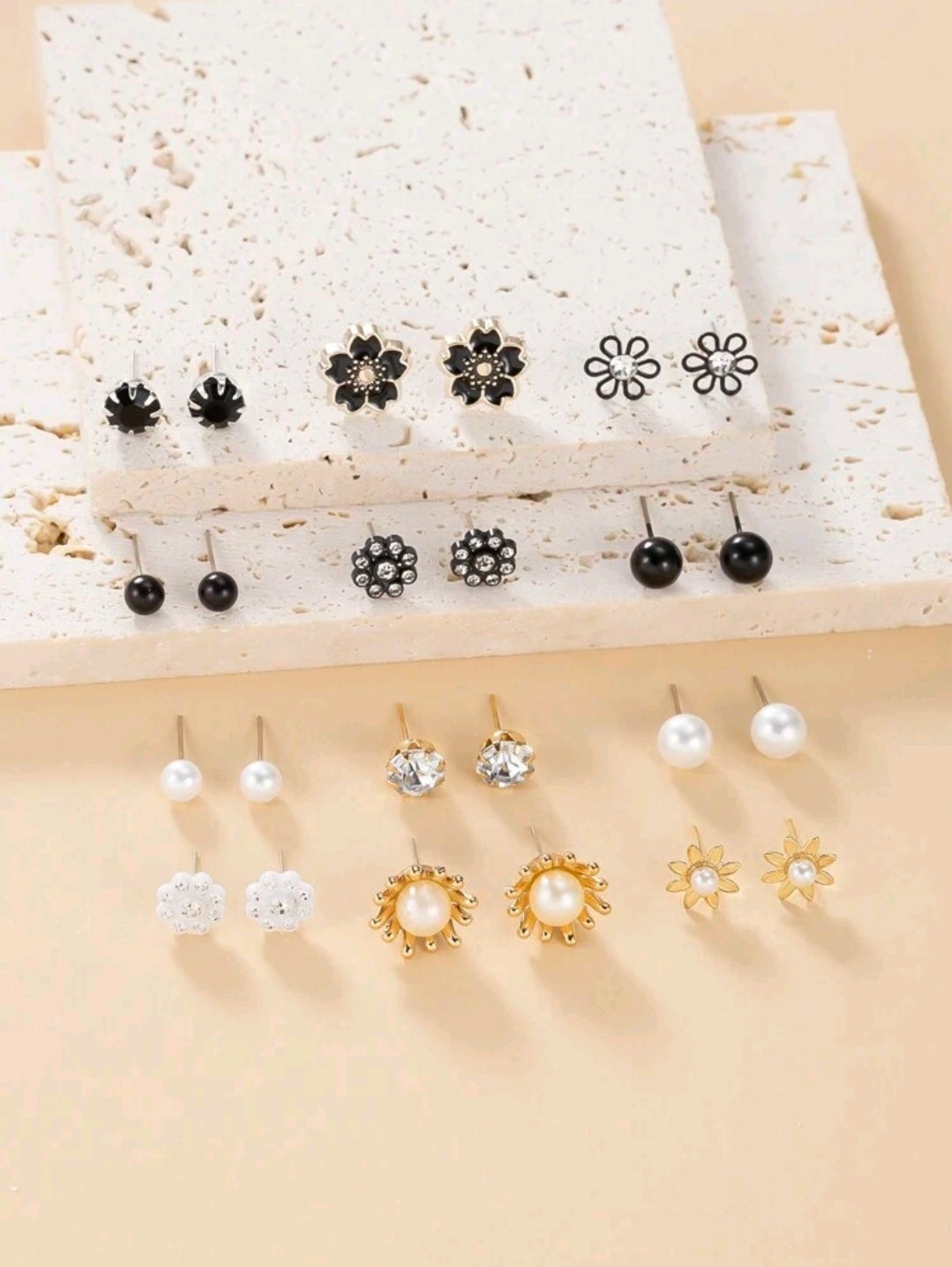 1 set de 12 paires de boucles d'oreilles à fleurs strass et perles fausses, pour femmes. Convient pour un port quotidien et comme cadeau pour la Saint-Valentin