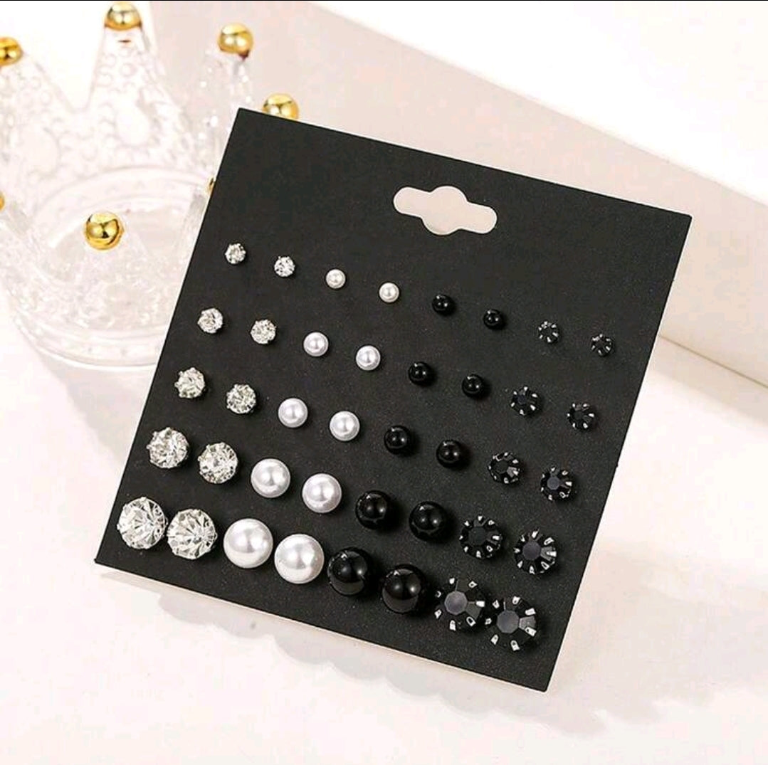 20 paires Ensemble de boucles d'oreilles à clous de forme sphérique plaquées argent de nouveau style