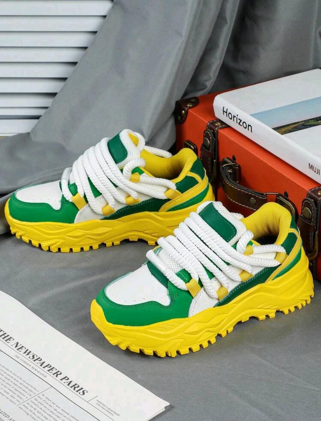 Basiques Noir et Blanc Mode Lacets Épais Plateforme Talon Caché Baskets Décontractées Sports