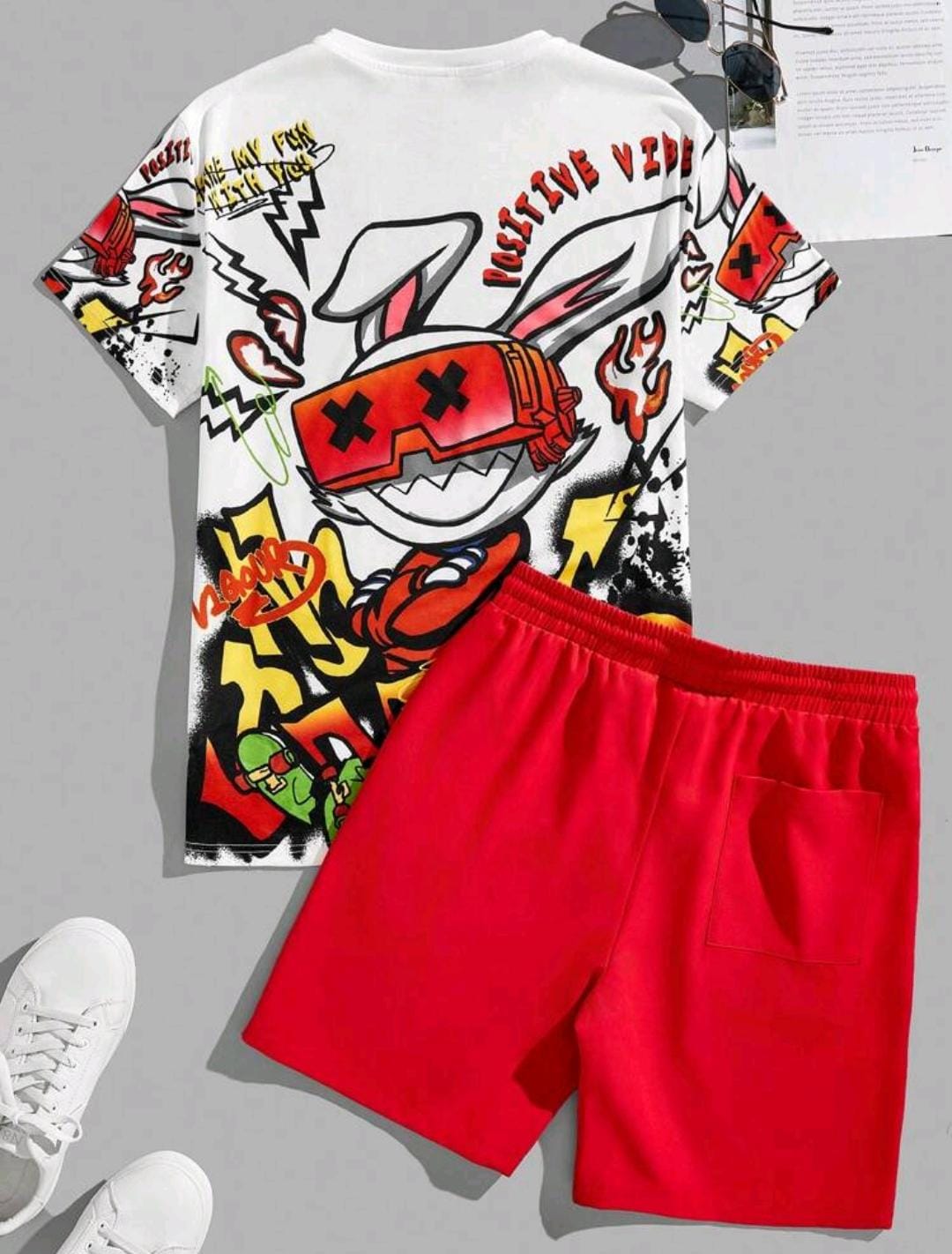 Manfinity Hypemode Ensemble de T-shirt et de shorts décontractés en tricot imprimé animé à manches courtes