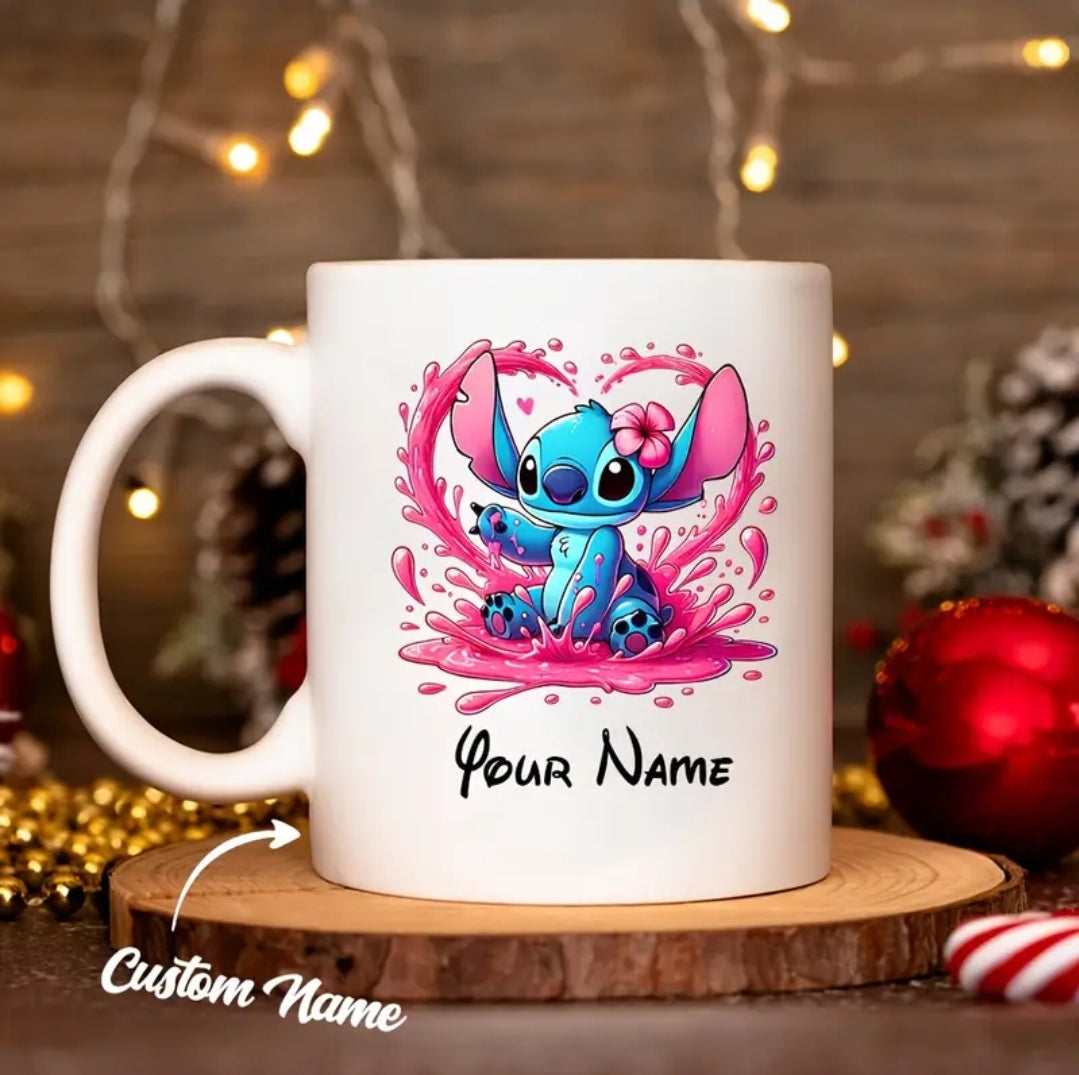 Tasse en céramique personnalisable 11oz Stitch - Nom personnalisé, design coloré, idéal pour le café,