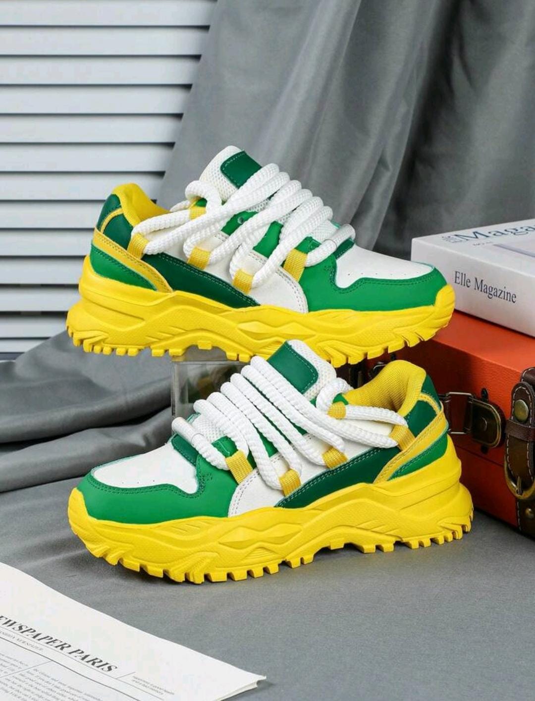 Basiques Noir et Blanc Mode Lacets Épais Plateforme Talon Caché Baskets Décontractées Sports