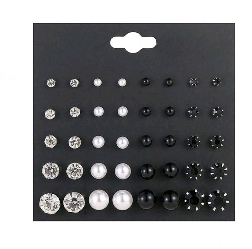20 paires Ensemble de boucles d'oreilles à clous de forme sphérique plaquées argent de nouveau style