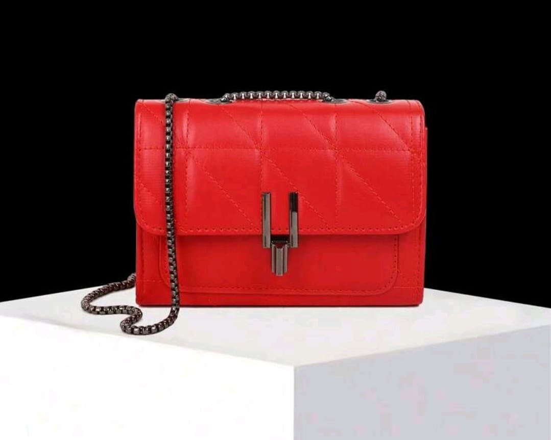 Dedoo Élégant sac à bandoulière pour femme avec chaîne, sac à bandoulière en PU matelassé