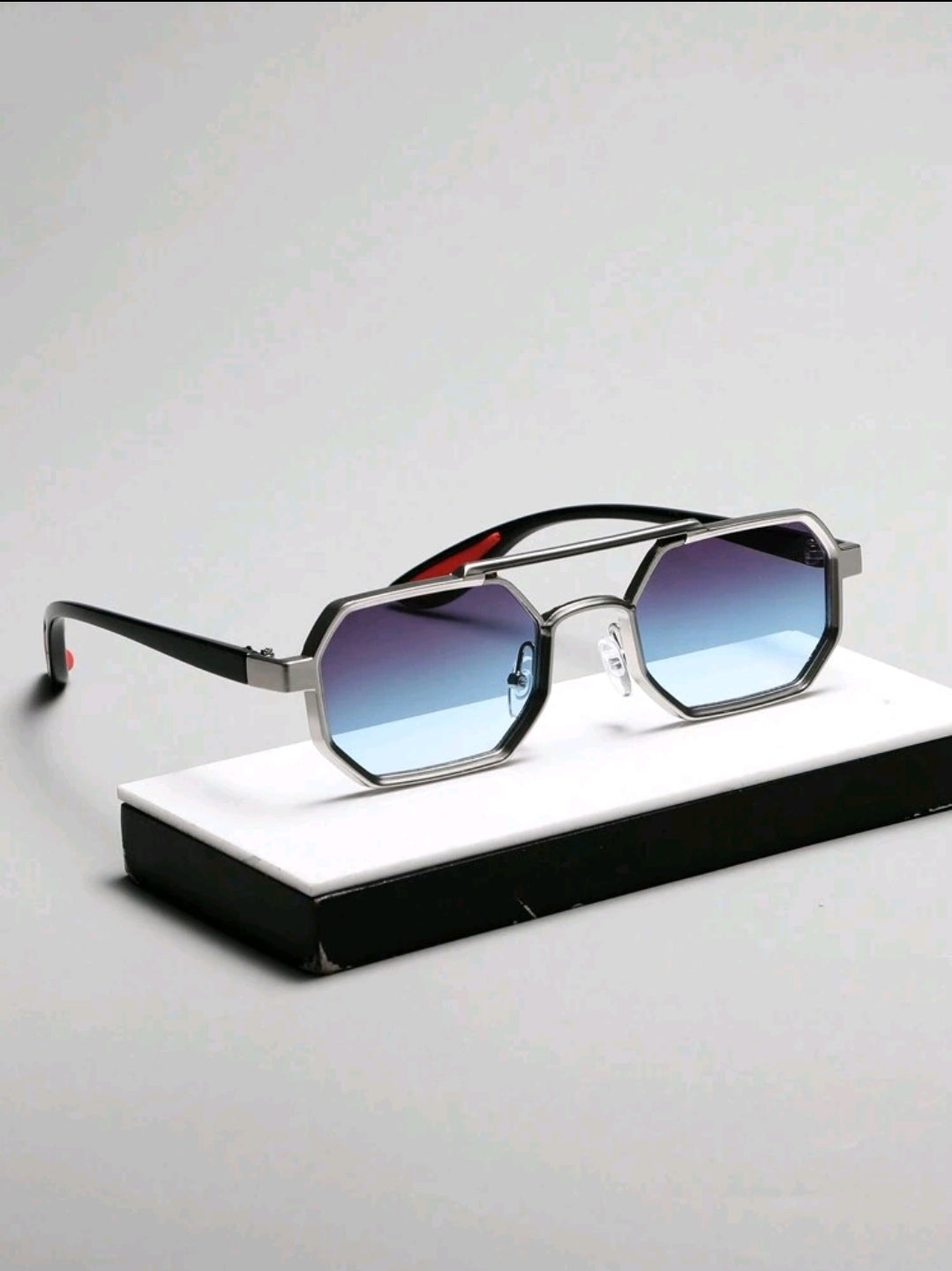1 paire de lunettes de mode à monture métallique géométrique unisexe