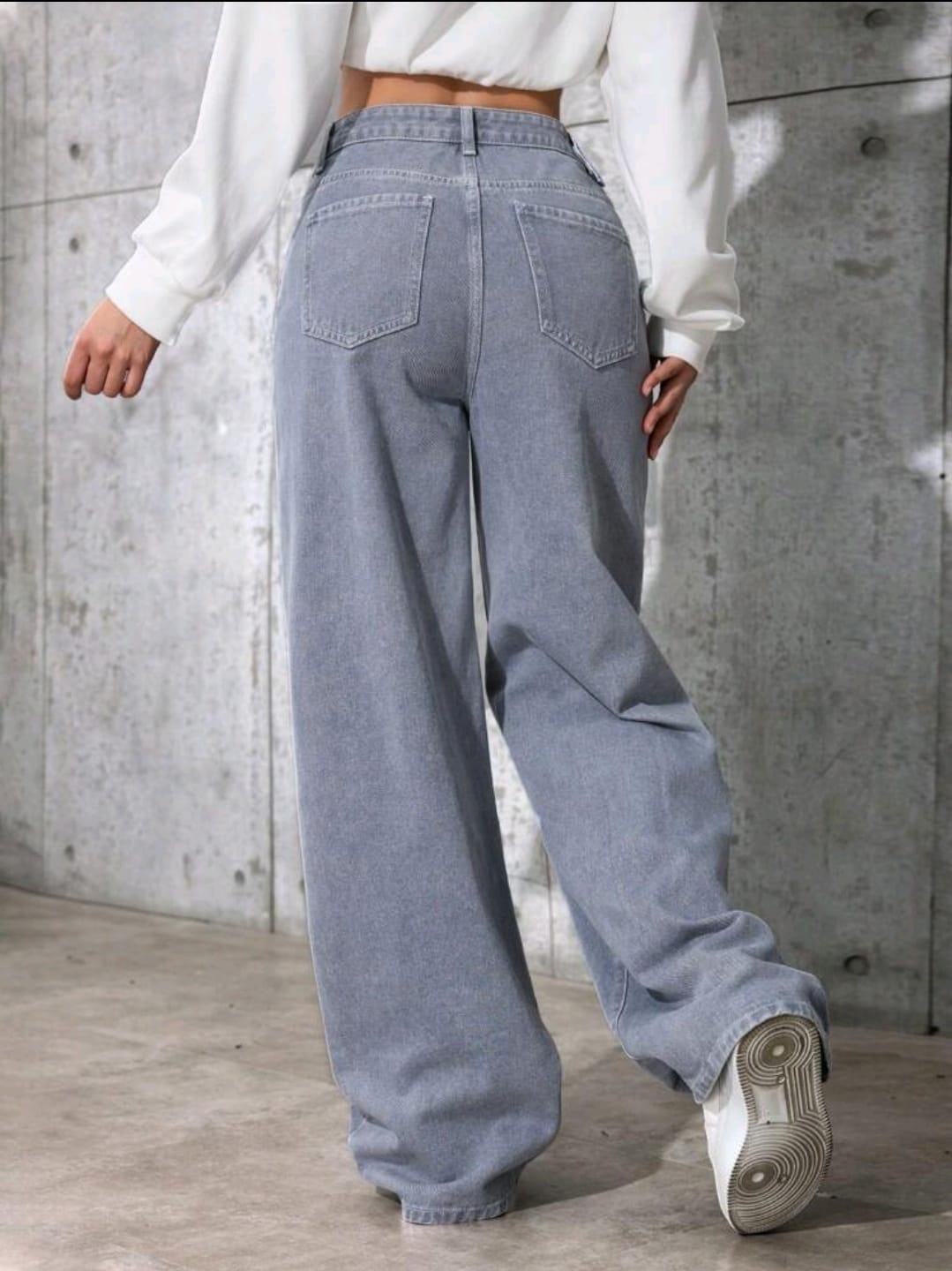 Jeans en denim délavé à taille haute ample et évasé, style décontracté