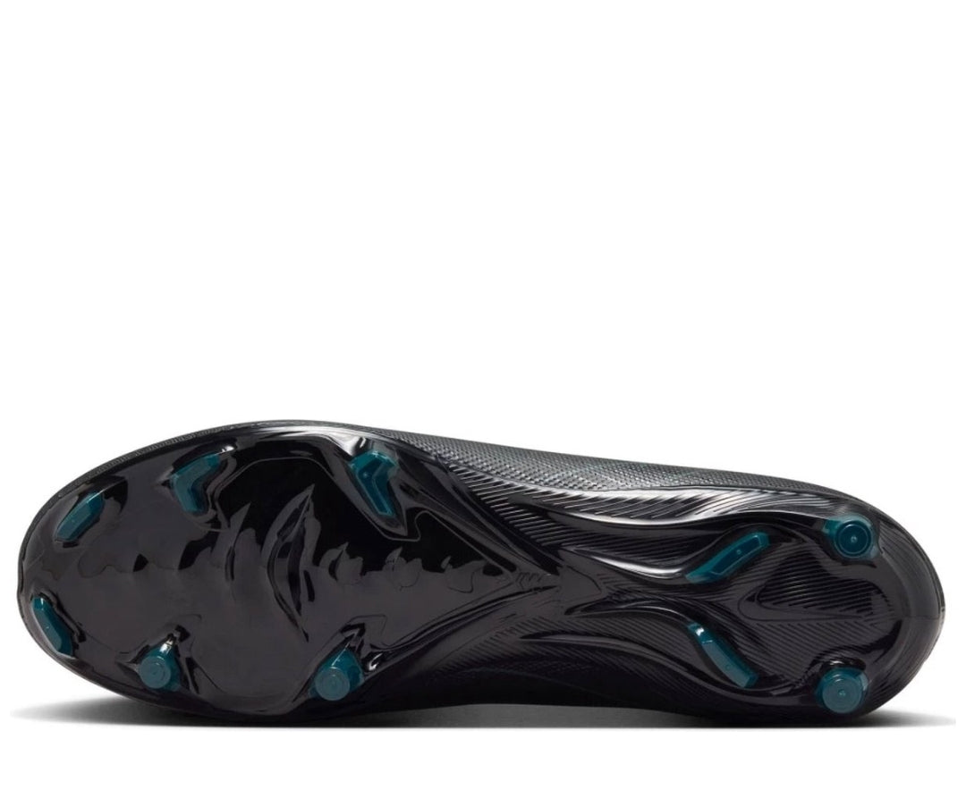 Nike
Mercurial Vapor 16 Academy Artificial Ground Football Boots Mens