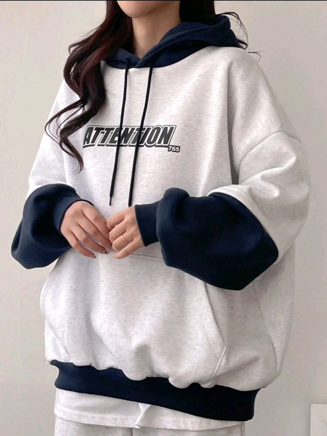 DAZY Sweat-shirt à capuche à imprimé lettres bicolore pour femmes, hauts à manches longues