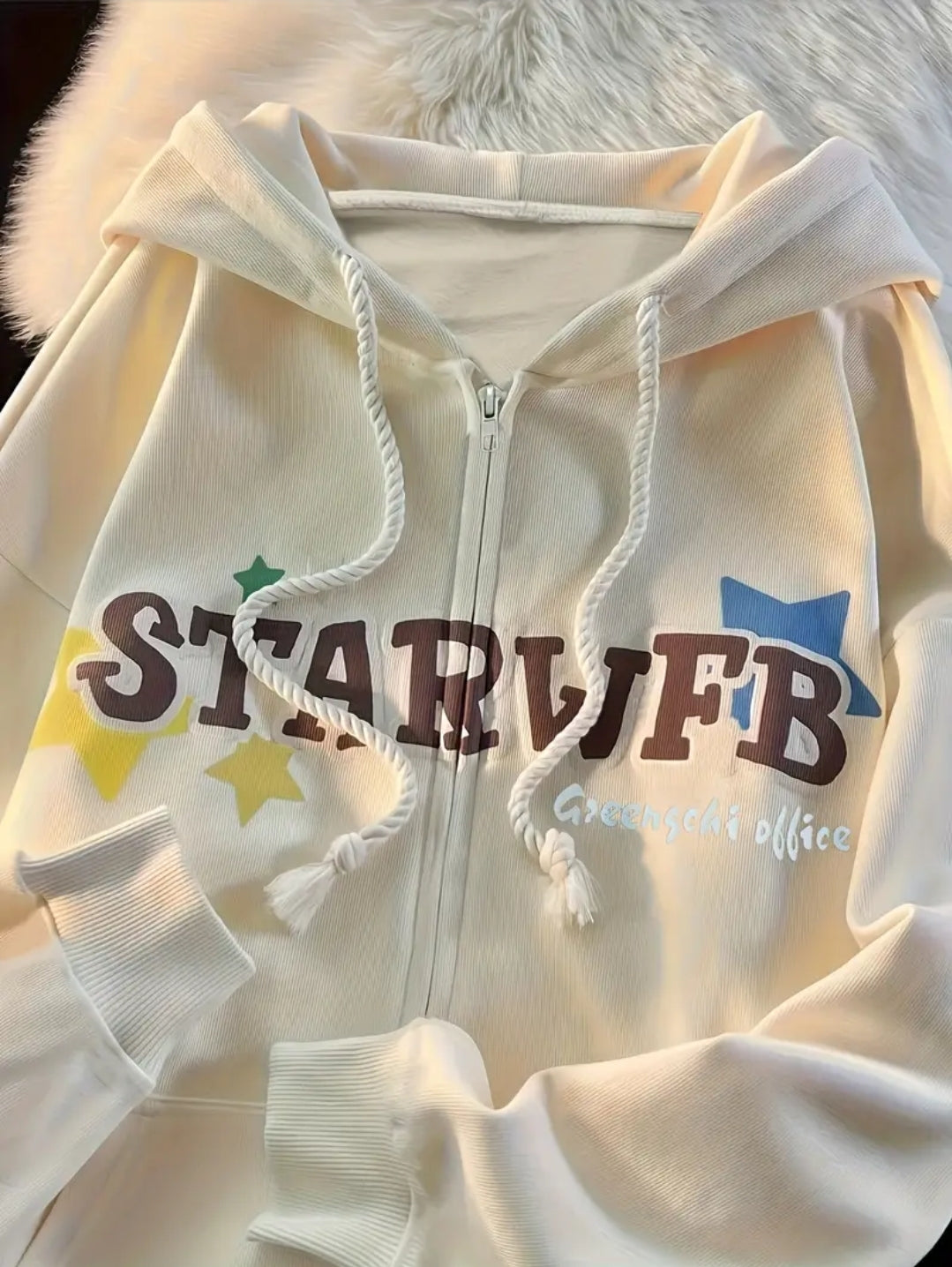 Sweat à capuche décontracté en polyester avec motif alphabet, tissu tricoté, détail étoile, sweat à capuche zippé pour femme, vêtements d'extérieur confortables
