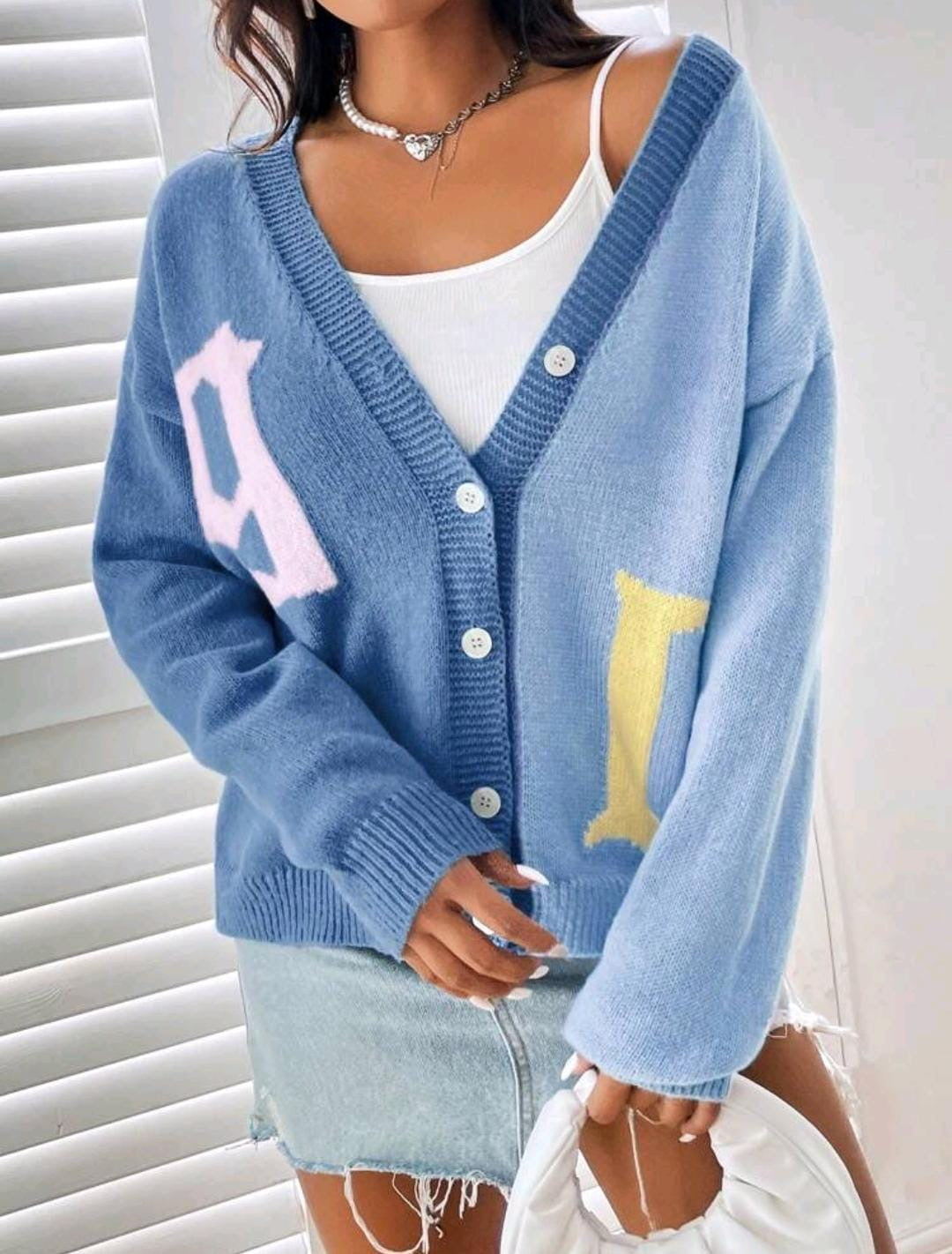 MOOSTA Cardigan à manches longues avec motif de lettre