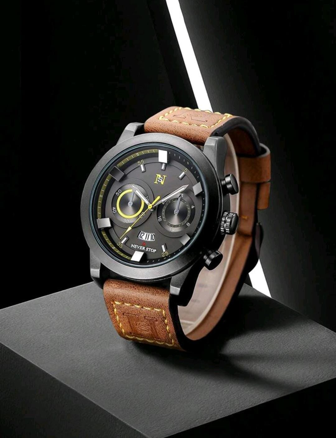 Montre calendrier lumineux à pile sèche à la mode homme avec bracelet en cuir