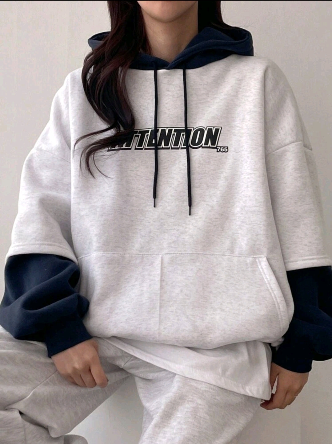 DAZY Sweat-shirt à capuche à imprimé lettres bicolore pour femmes, hauts à manches longues