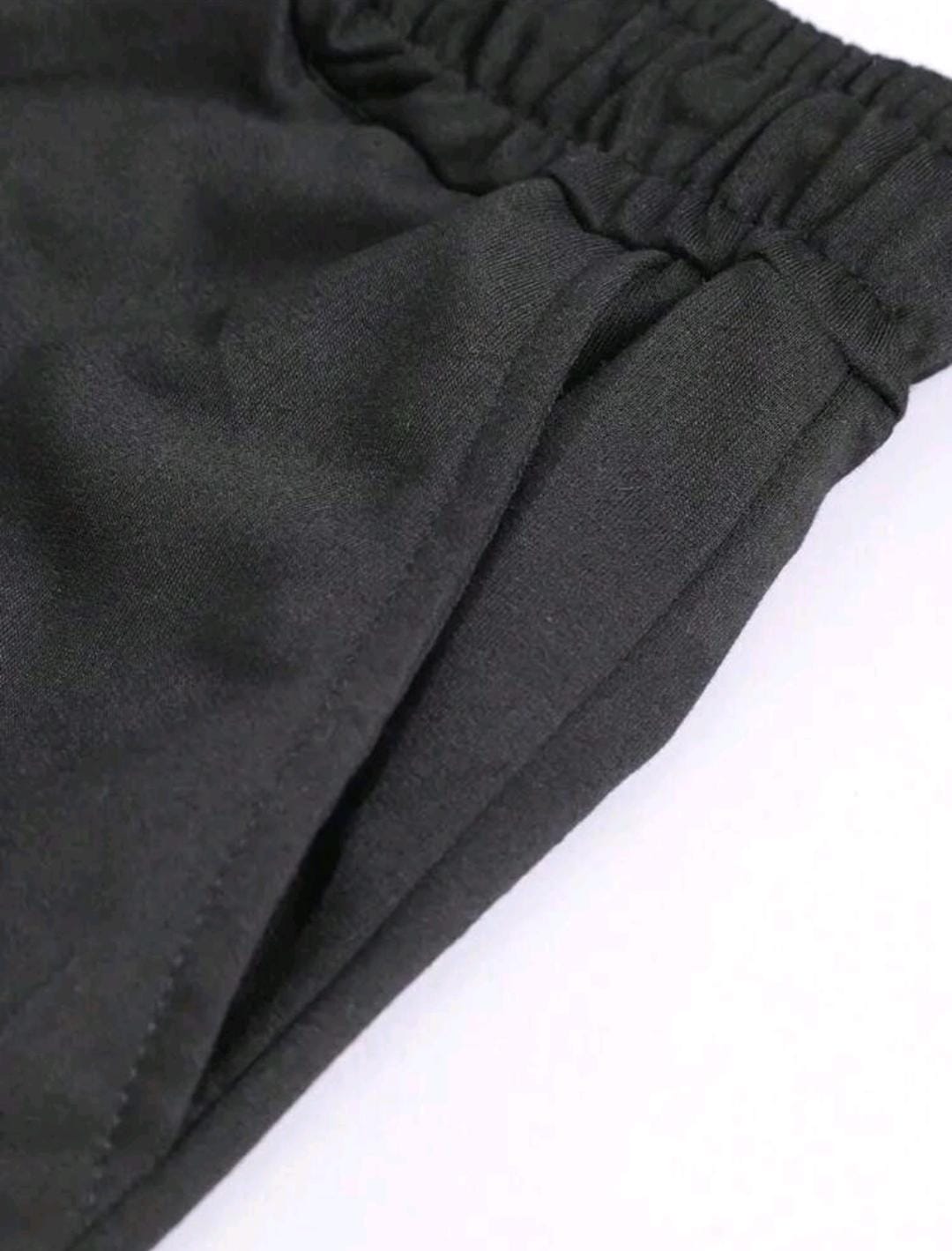 Manfinity Homme Ensemble t-shirt décontracté à manches courtes avec graphiques de lettres et short taille élastique style urbain