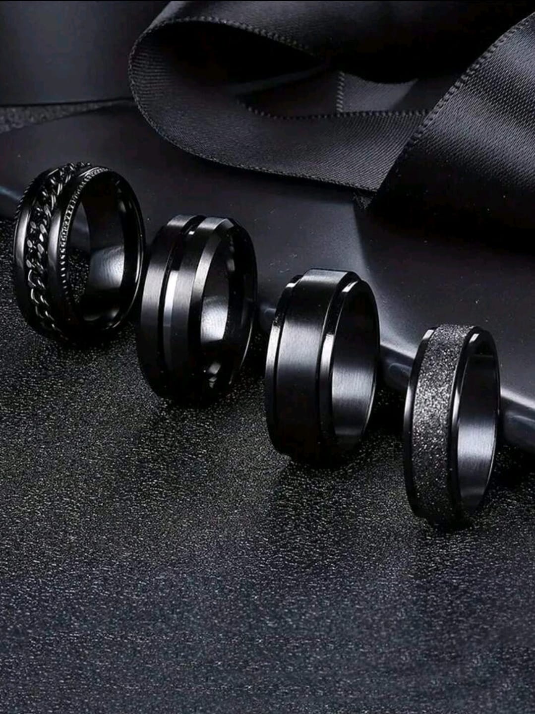 4 Pièces/ensemble Bague De Conception En Relief Noire
