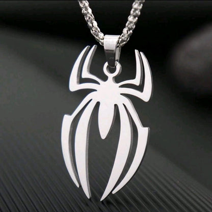 1 Nouveau Produit Logo D'araignée Périphérique Personnalisé De Film Et Télévision Pendentif En Acier Inoxydable Mode Collier De Bijoux En Acier Titanique Pour Hommes